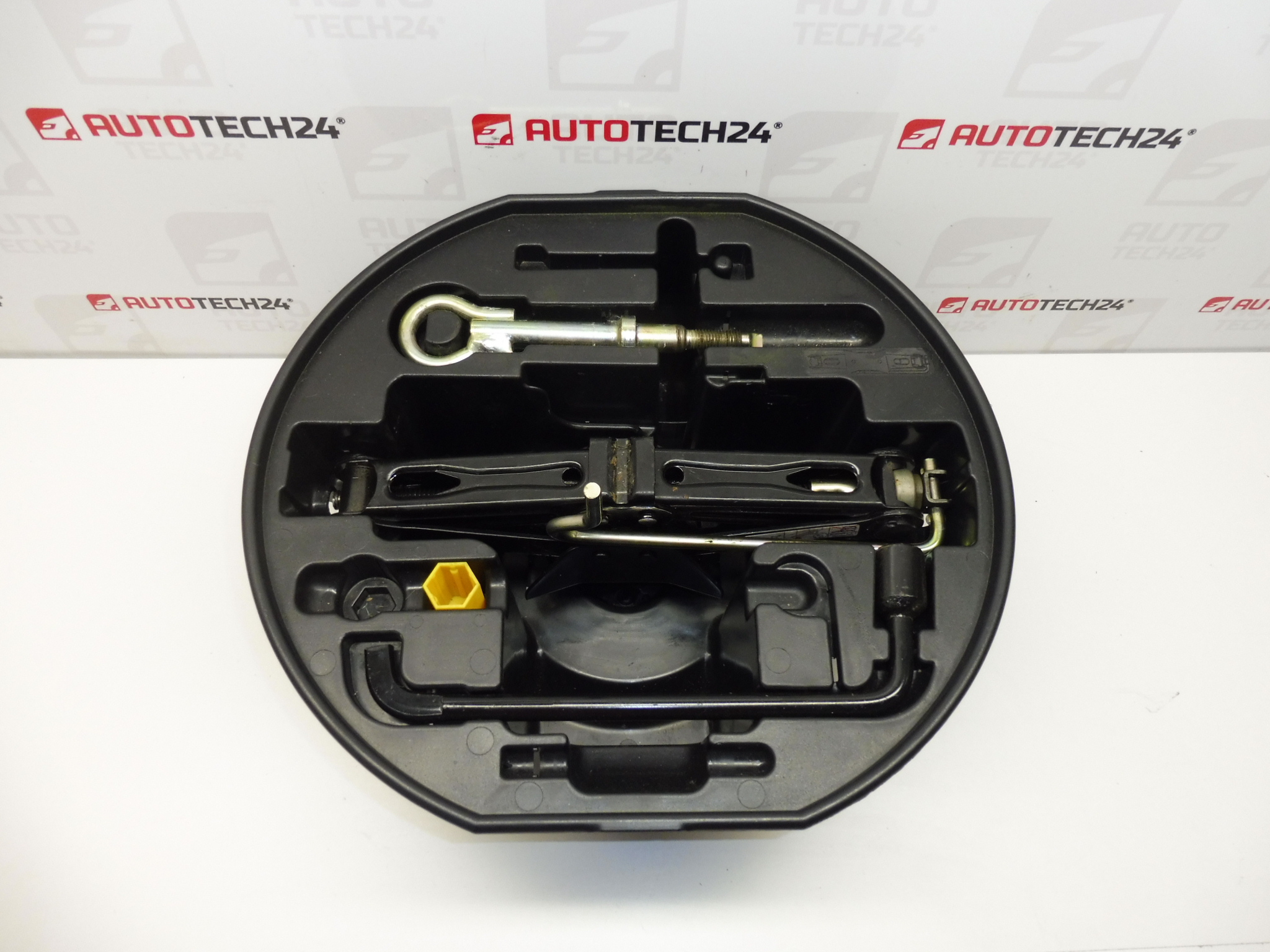 Attrezzo, leva, chiave, occhiello di traino Peugeot 307 673687 672594 671739