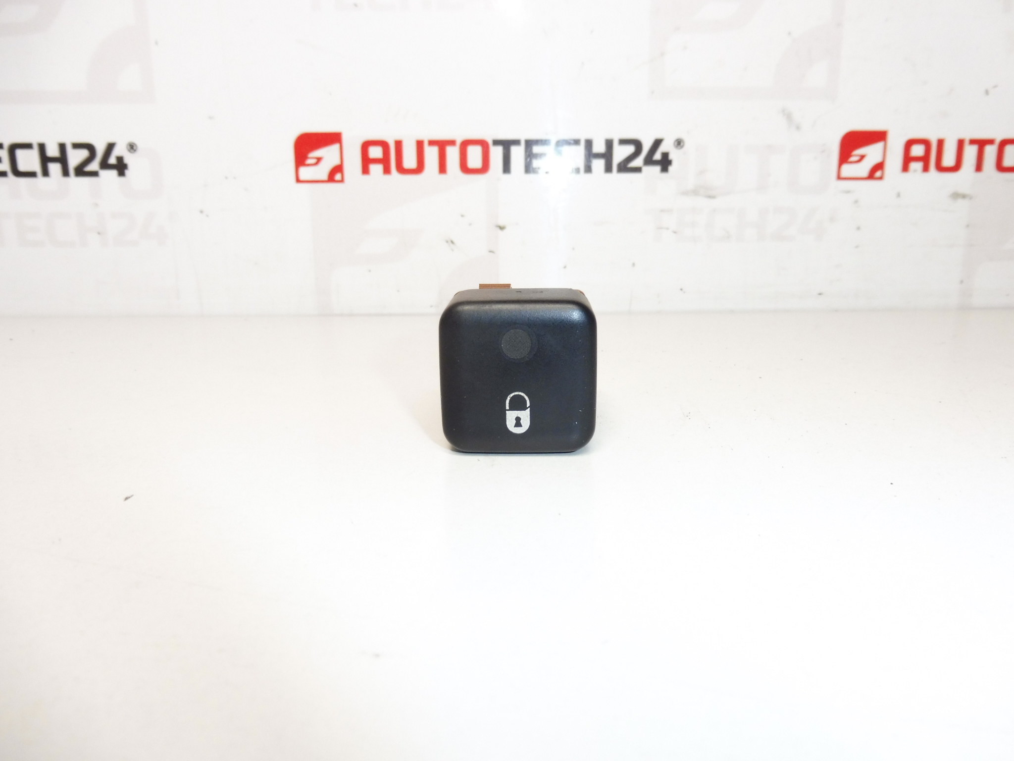 Controller di chiusura Citroën Peugeot 9256075999 6490H9