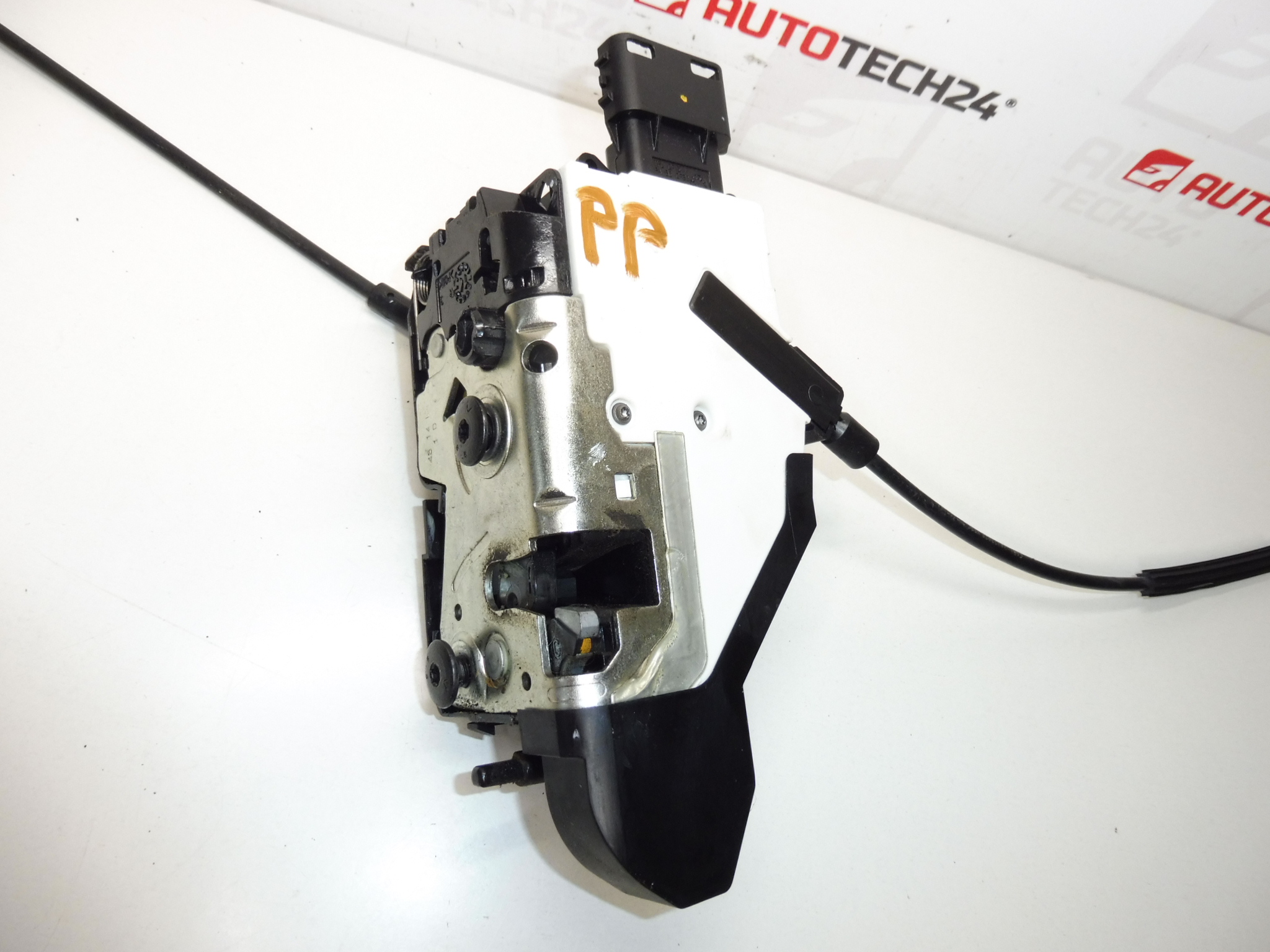 Serratura porta anteriore destra Citroën C3 Picasso 9136FH