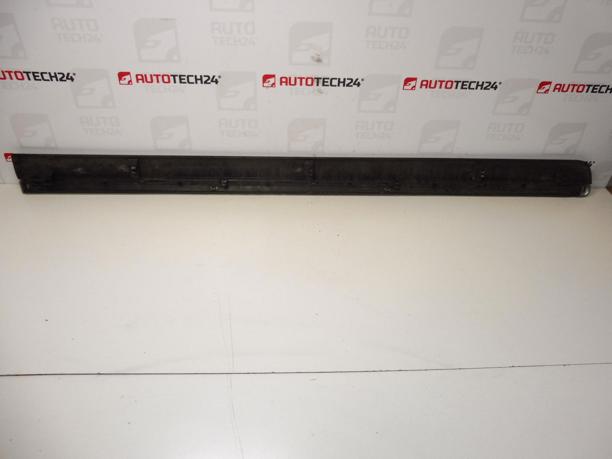 Modanatura porta anteriore destra Citroen C8 Peugeot 807 EYZW 1401028477 8545GJ