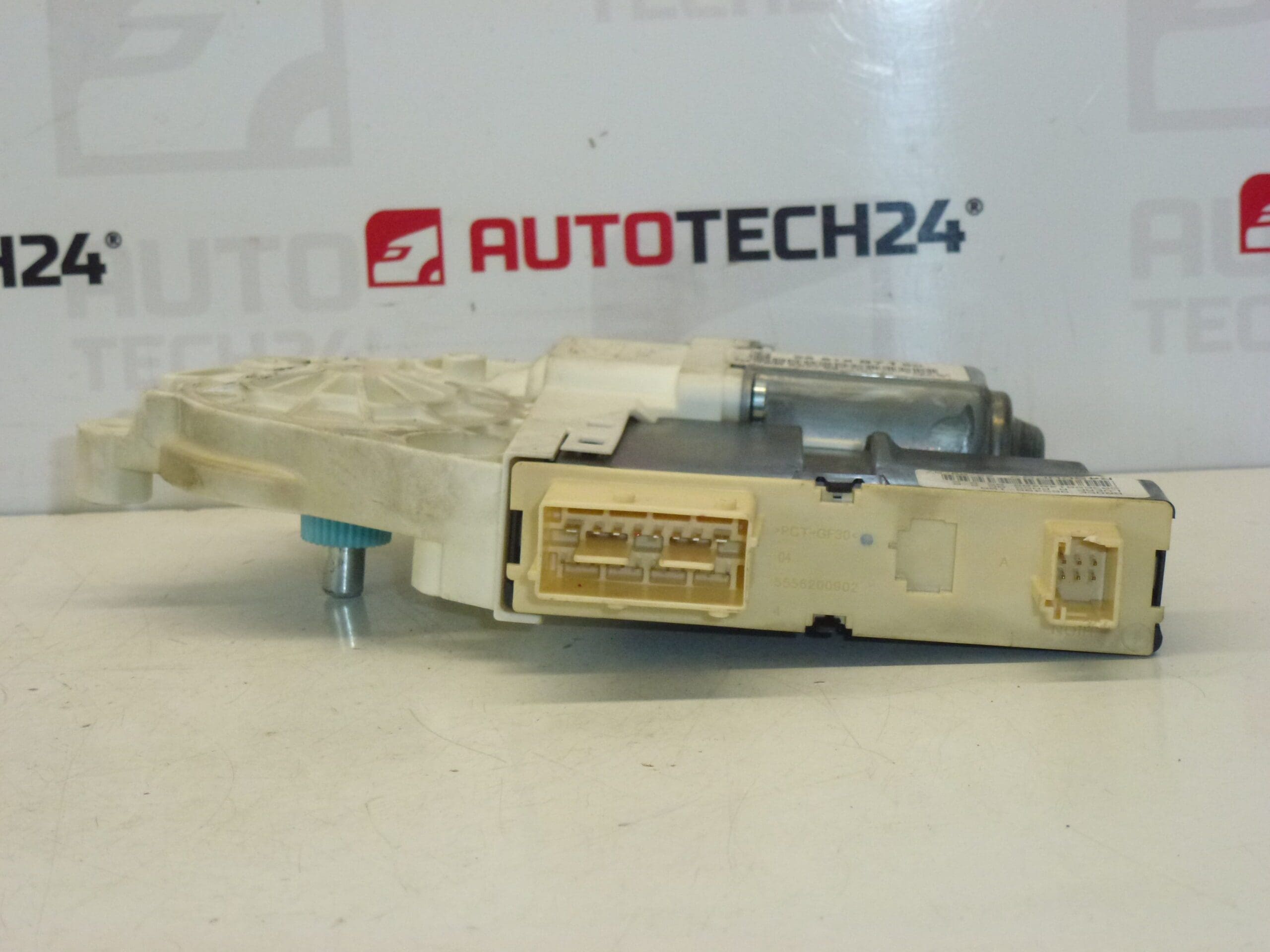 Motore per finestrino destro Peugeot 307 9681587180 9222S4