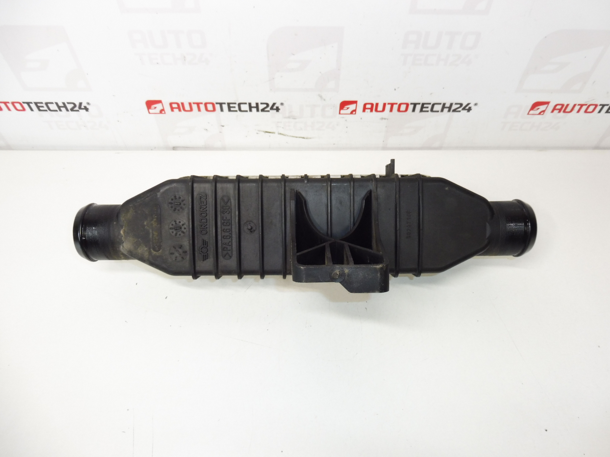 Scambiatore liquido raffreddamento aria Citroën Peugeot 2.0 2.2 HDI 0384H0