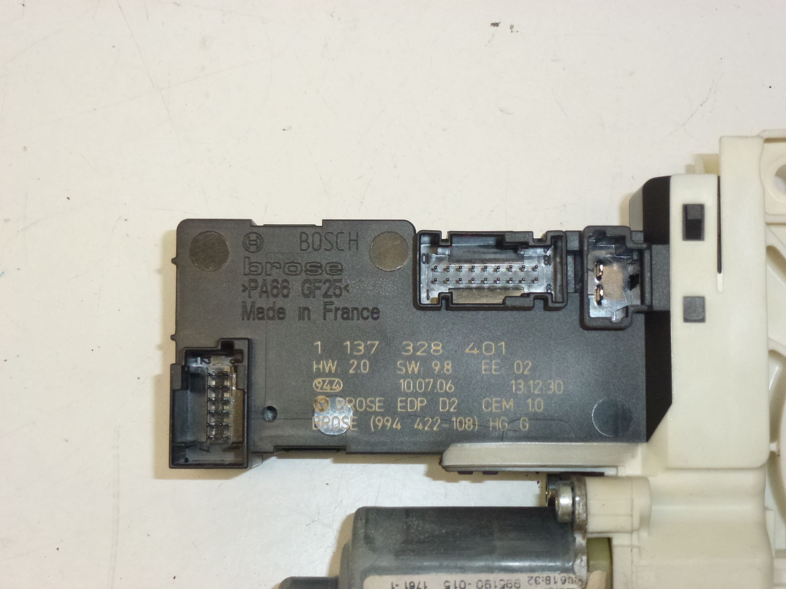 Motore avvolgimento finestrino sinistro Peugeot 407 9663036680 9221Z1