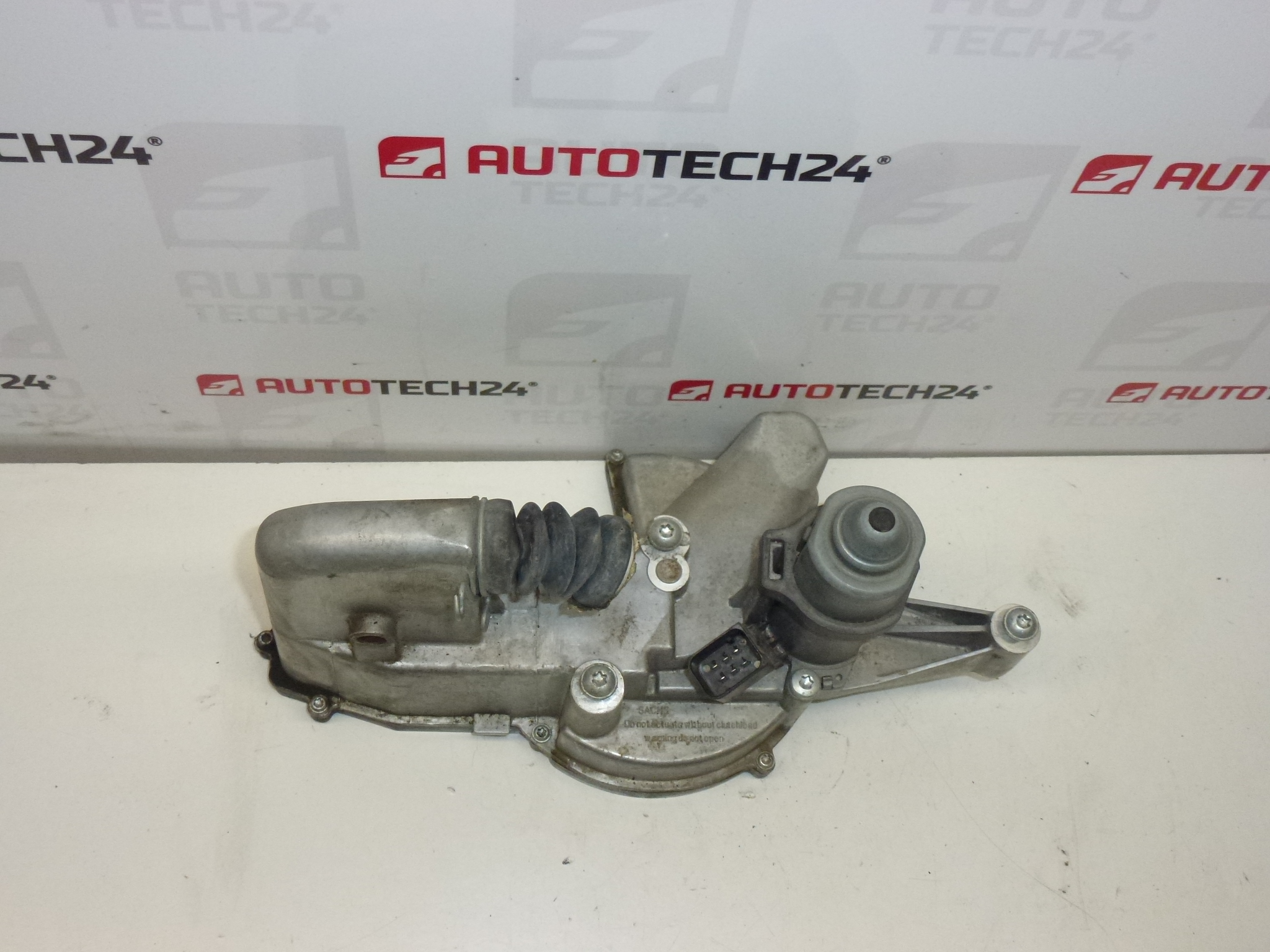 Attuatore frizione SENSODRIVE Citroën C2 C3 3981000089 218252
