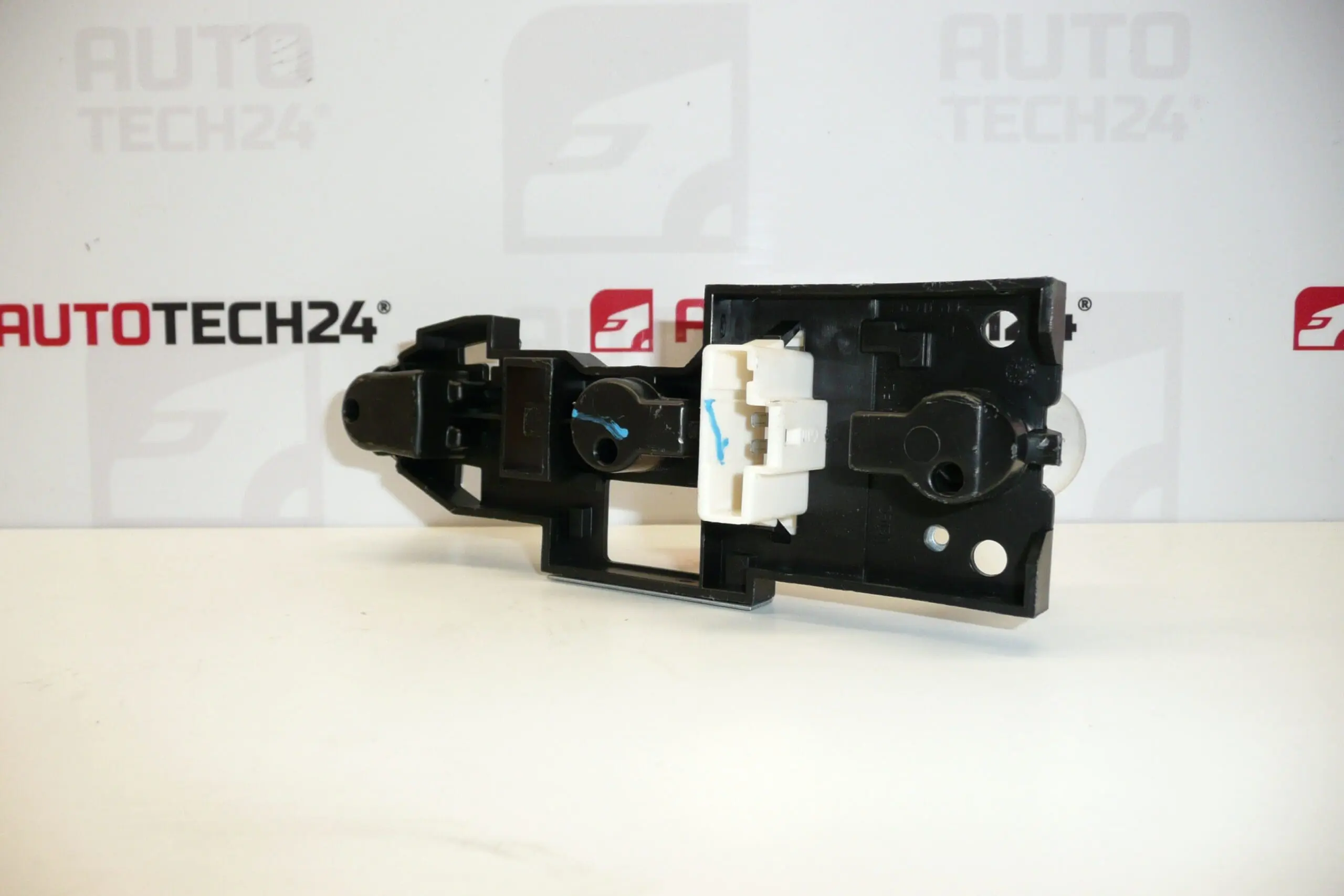 Attacco Lampada Posteriore Citroën C5 II 89032703 - immagine 2