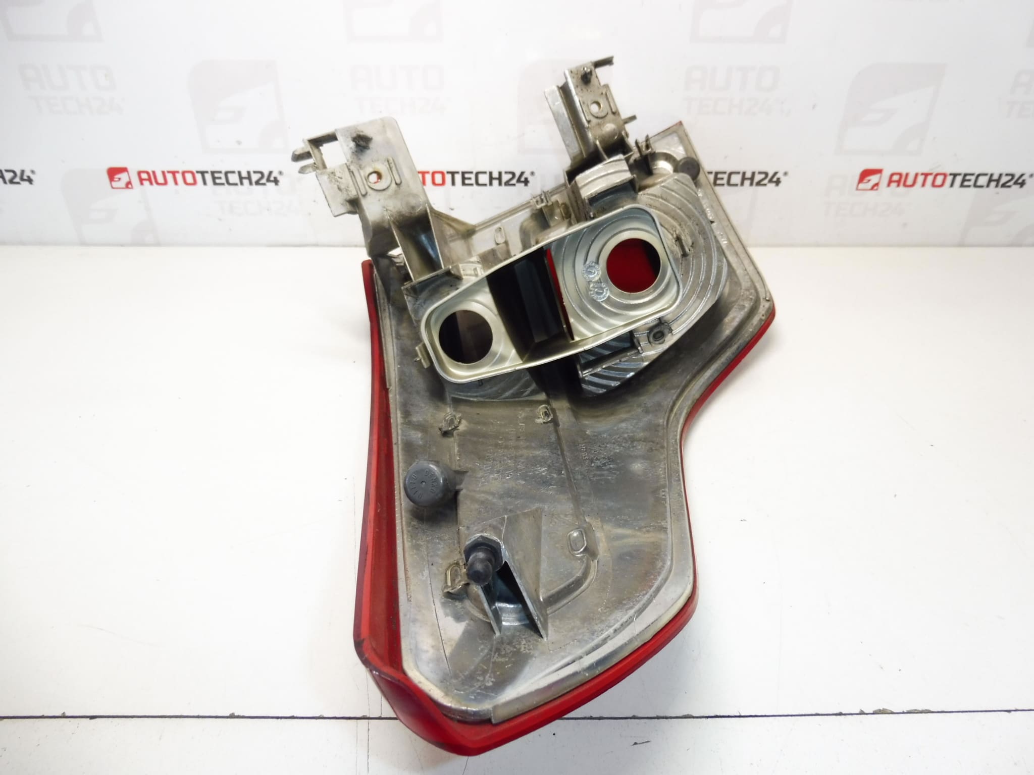 Faro Posteriore Destro per Parafango Citroën C4 Picasso 9653547480 6351CA - immagine 2