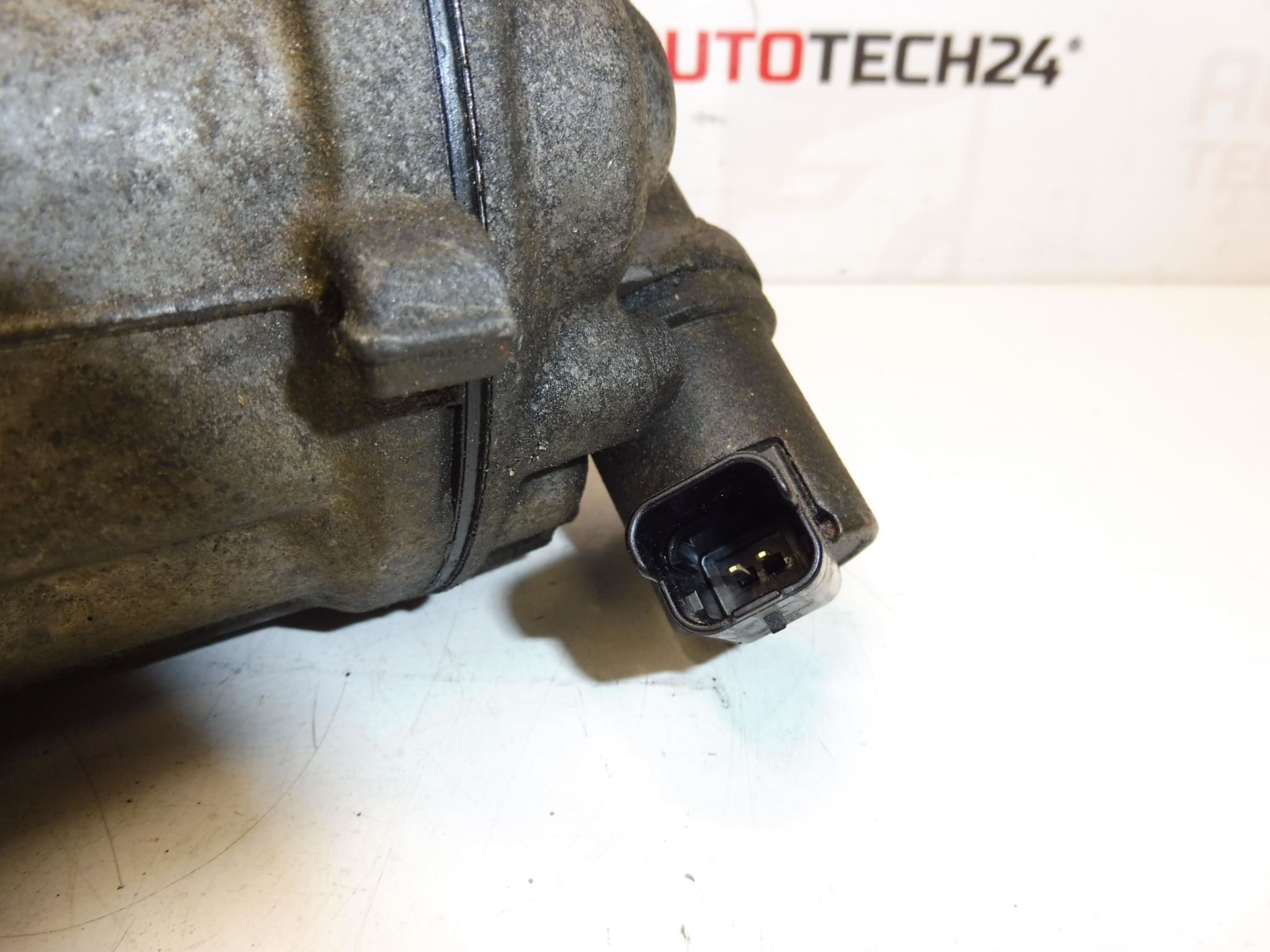 Compressore climatizzatore Sanden SD7C16 1301F 9648138980 6453RE - immagine 2