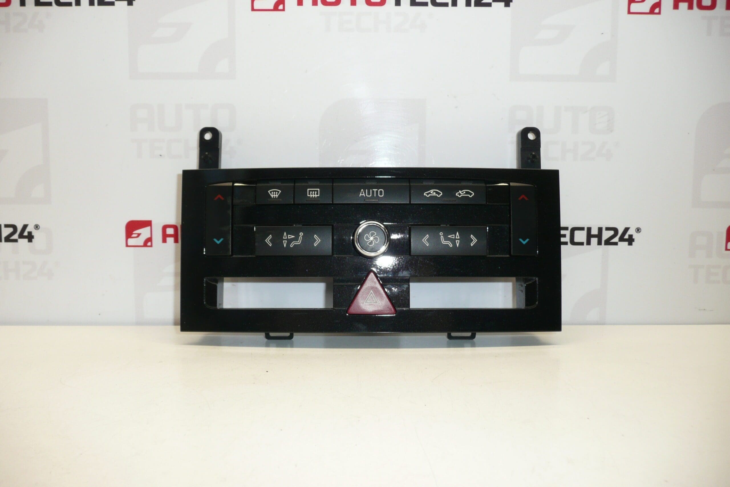 Controllo del riscaldamento dell'aria condizionata Peugeot 407 96844741XN 6452J8