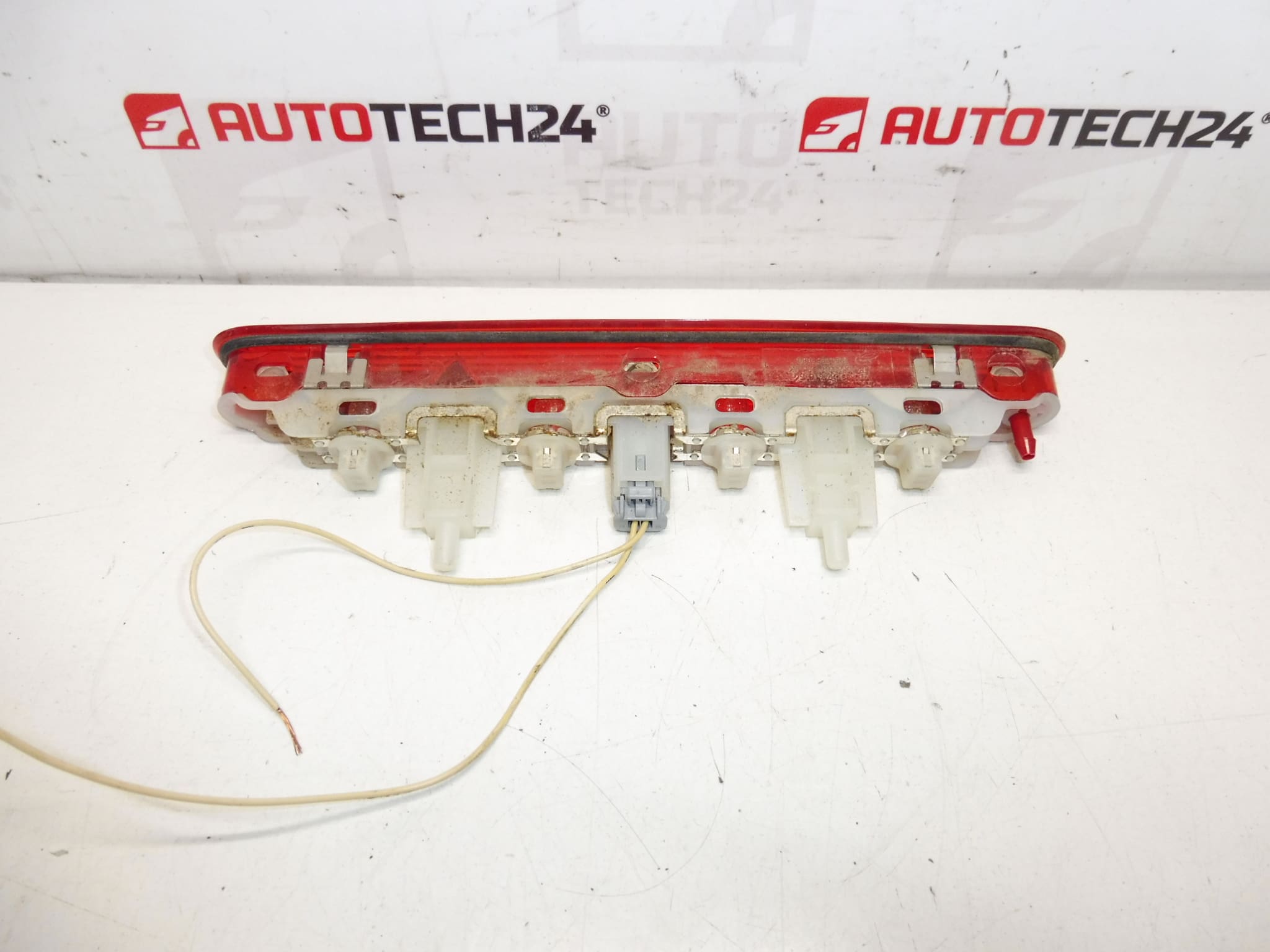 Terza Luce Freni Citroën C3 III 9812257880 - immagine 2