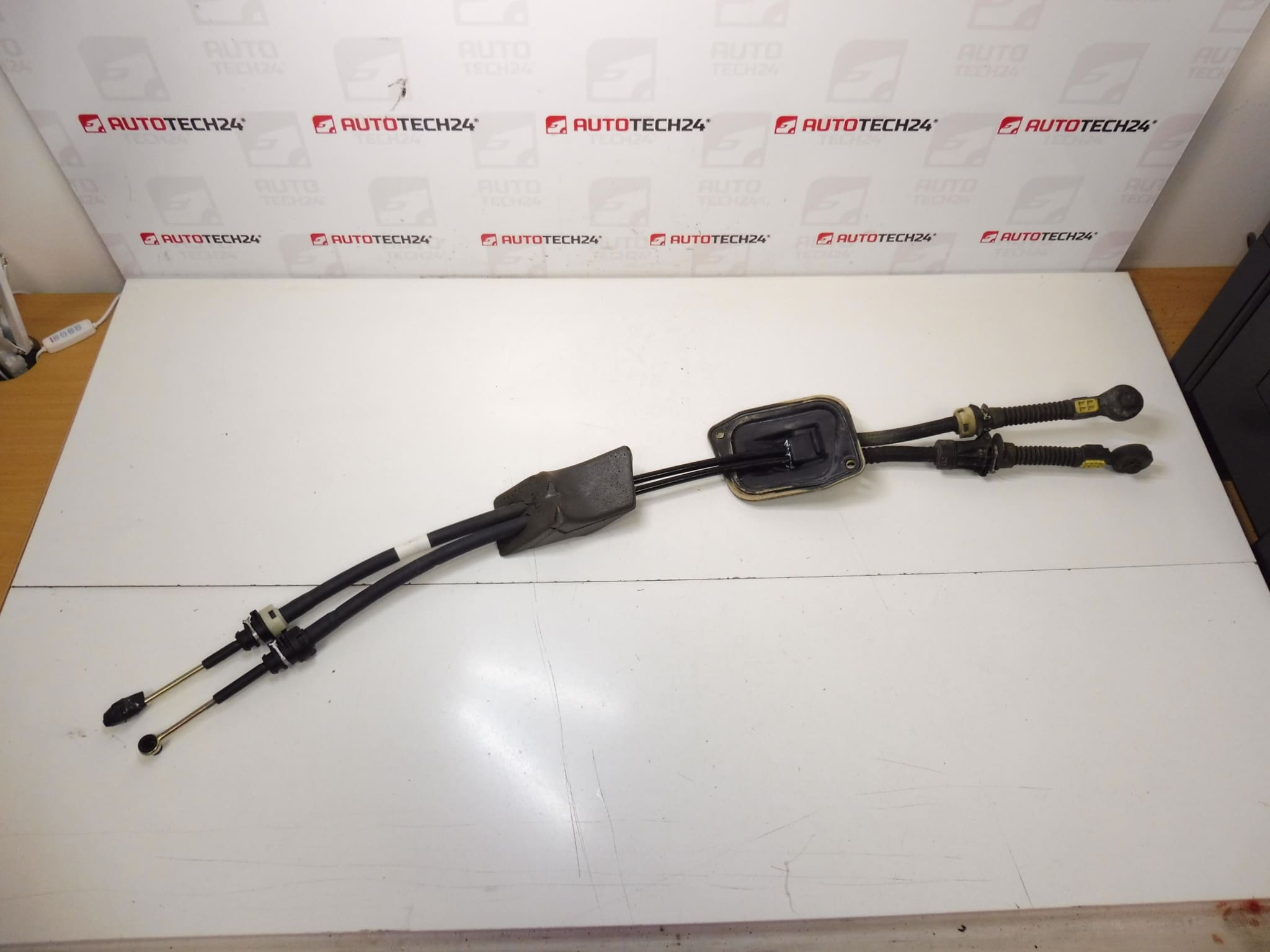 Leva del cambio Citroën Xsara Picasso 2444P4