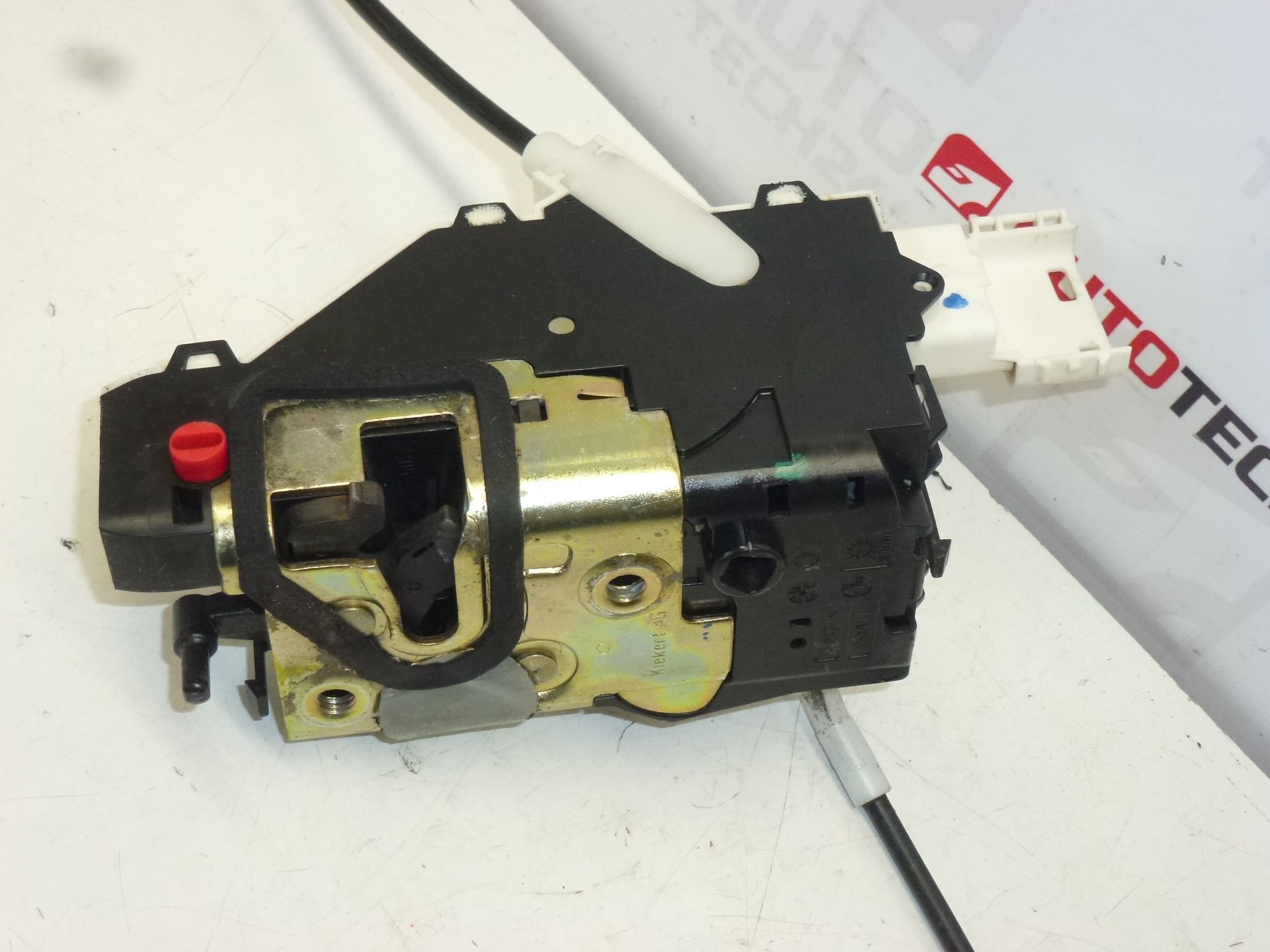 Peugeot 407 9659854180 Blocco della porta posteriore sinistra elettrica - immagine 2