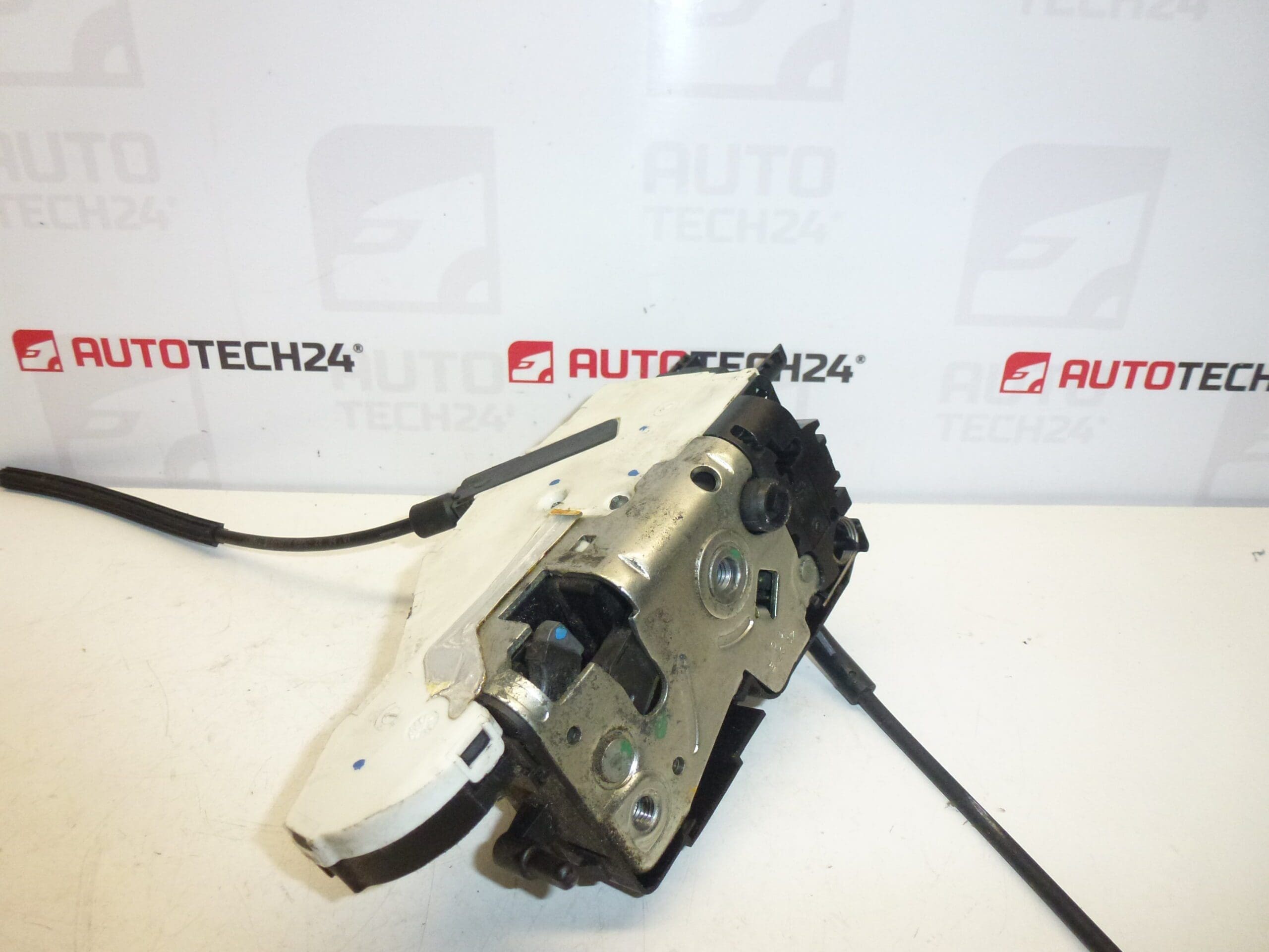 Serratura portiera anteriore sinistra Citroën C4 Grand Picasso 9135Y0 - immagine 2
