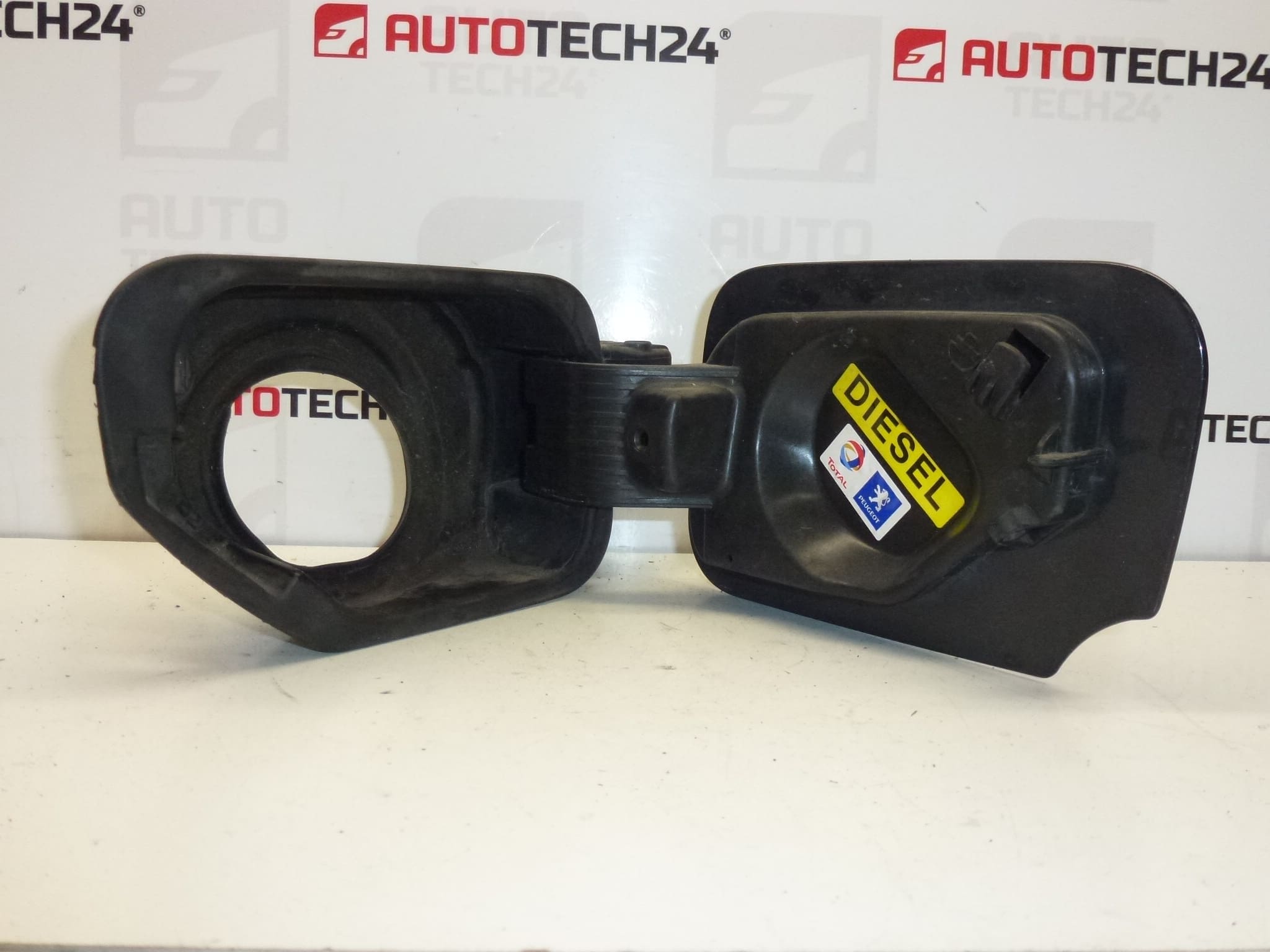 Tappo Carburante Peugeot 407 1517A7 151877 PSA - immagine 2