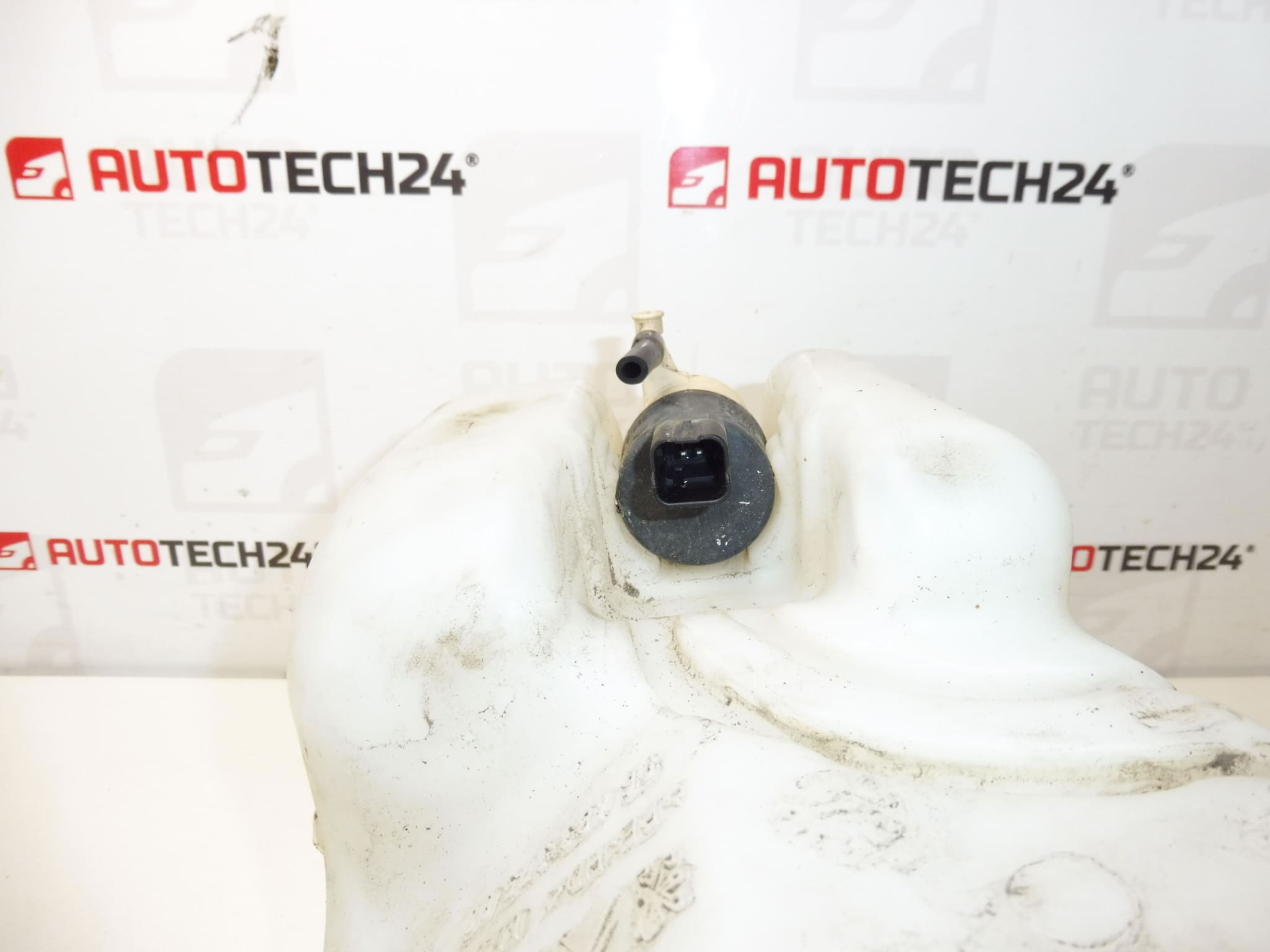 Serbatoio Lavacristalli Citroën Peugeot 9648337580 6431F3 - immagine 2