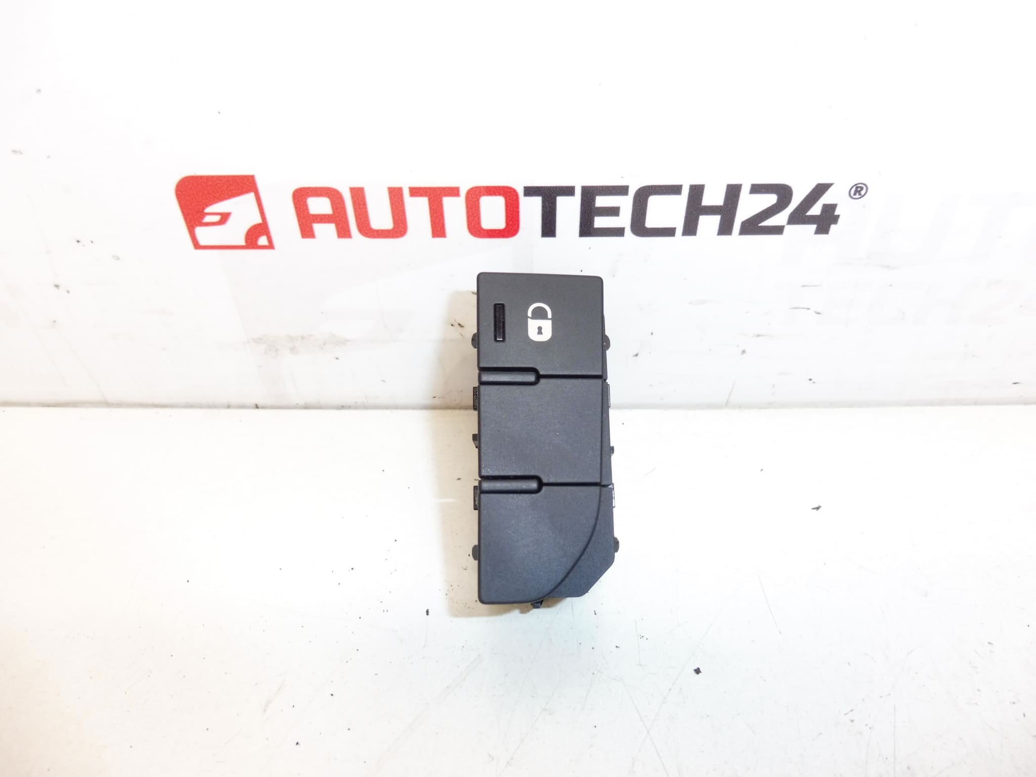 Interruttore di blocco centrale Citroën C5 X7 96637757d 649049