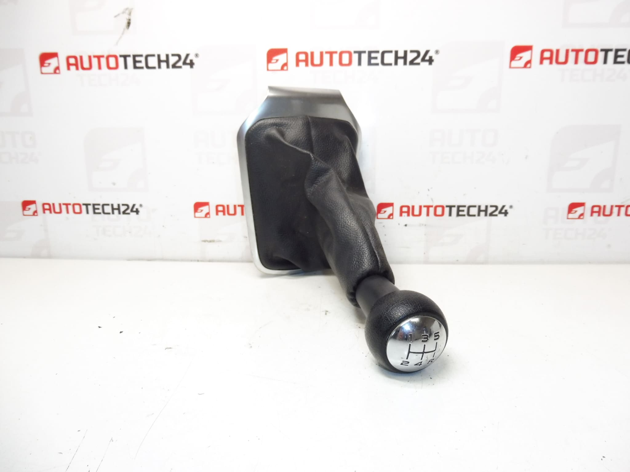 Peugeot 301 e Citroen C-Eysée 2403CN 96748353VV 16088723D