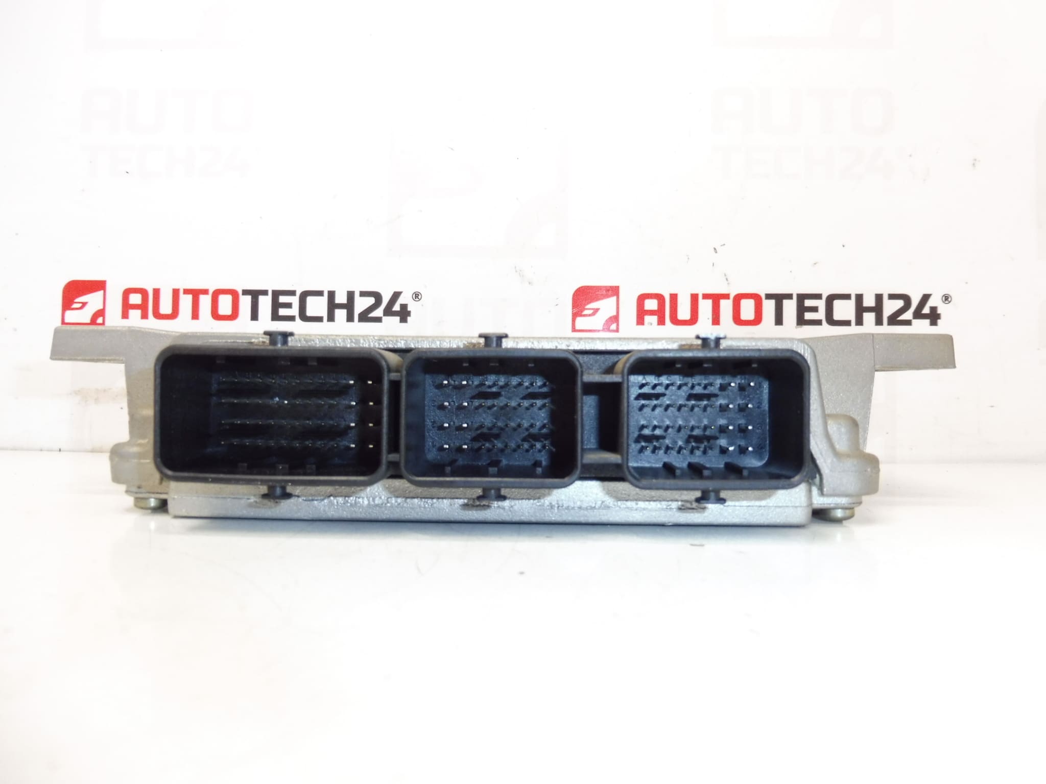 Centralina ECU IAW 6LPB 1.8 16V per Citroën e Peugeot 9659580780 9661570780 - immagine 2