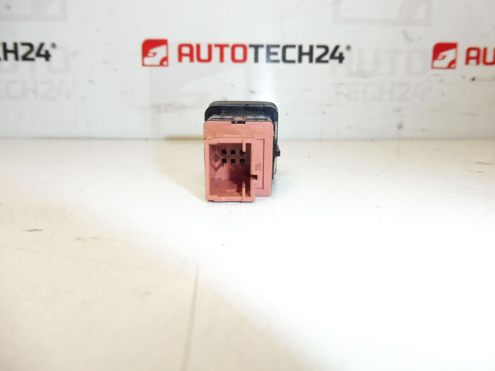 Interruttore Di Apertura Serbatoio Carburante Citroën DS 96664235ZD - immagine 2