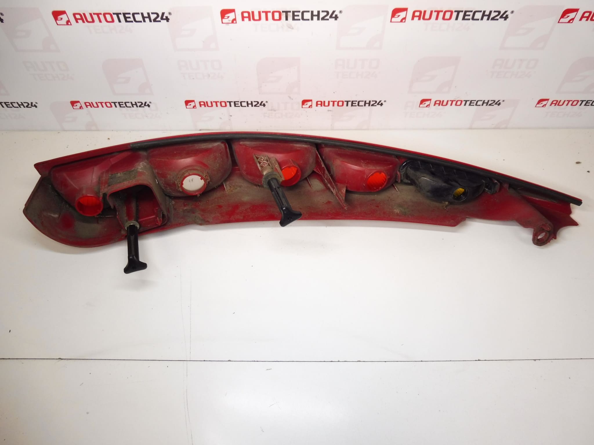 Fanalino Posteriore Destro Citroën C8 6351CZ - immagine 2