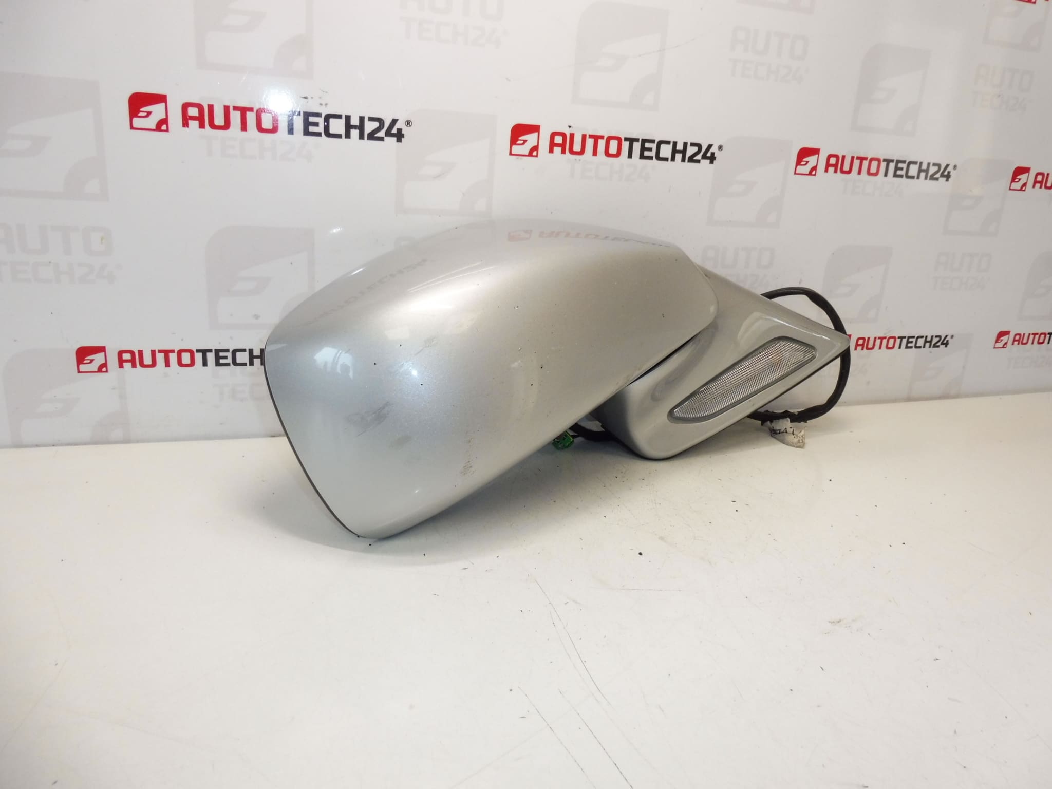 Mirror a destra ezrc Citroën Peugeot 14009349Zr 8153fv