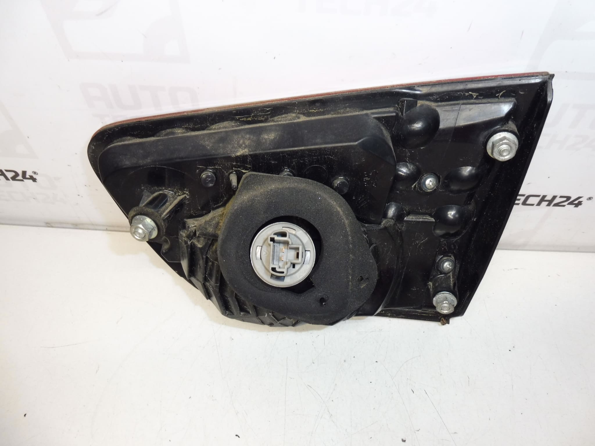 Fanale posteriore sinistro Citroën C-Crosser 6350EK - immagine 2