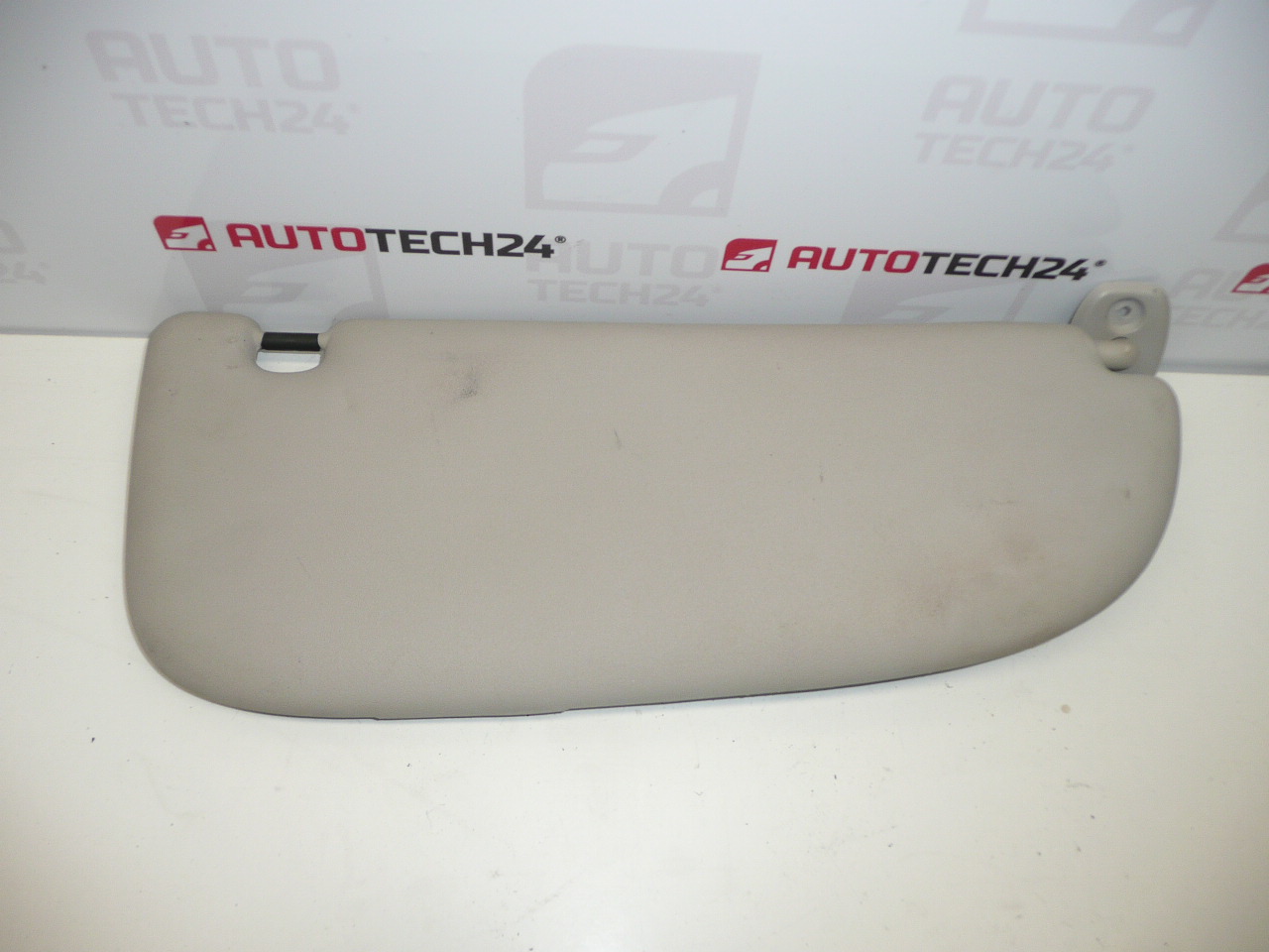 Aletta parasole conducente Citroën Peugeot 8143HE