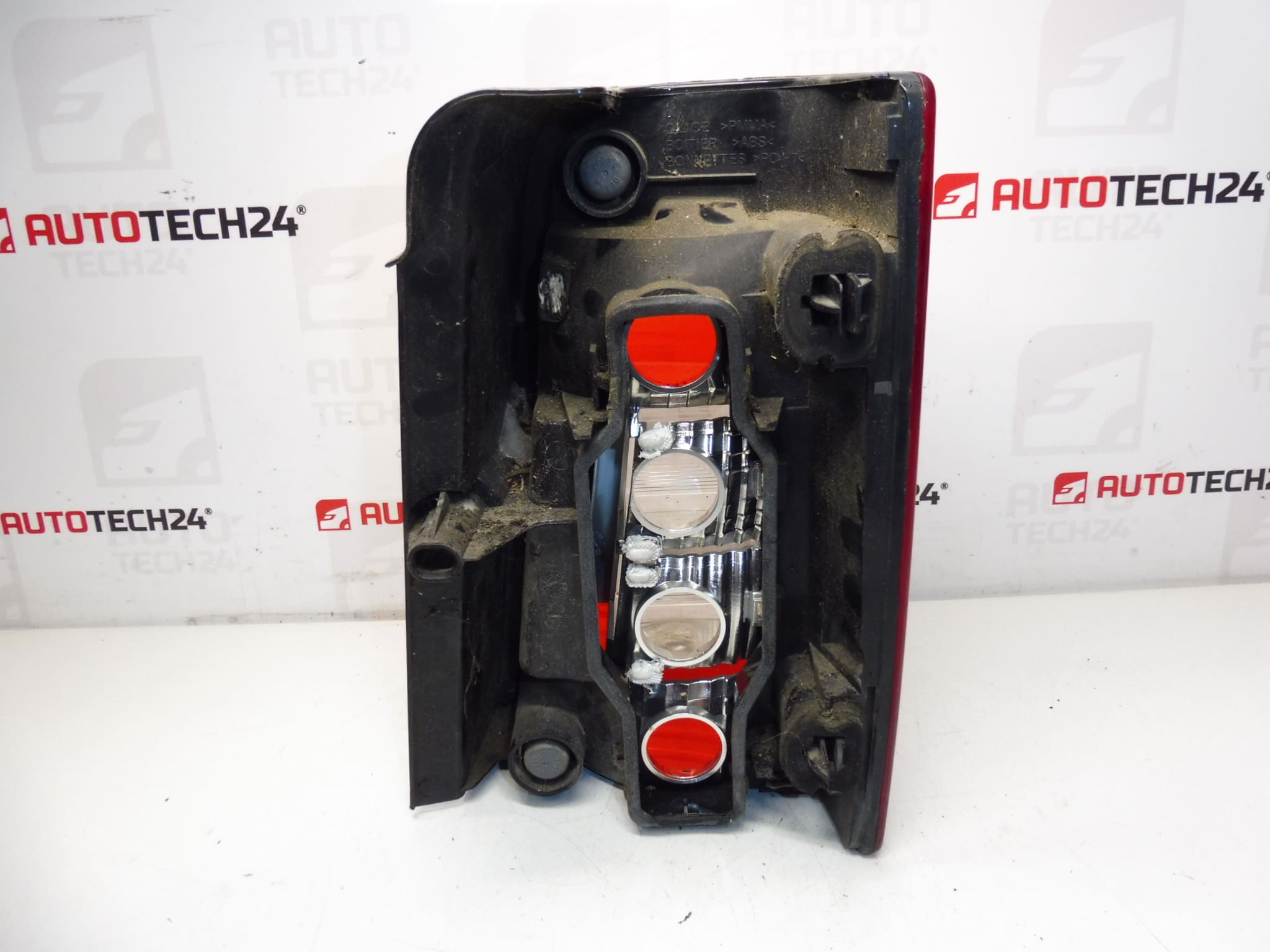 Fanale posteriore sinistro Citroën Peugeot 6350Z0 6350CX - immagine 2