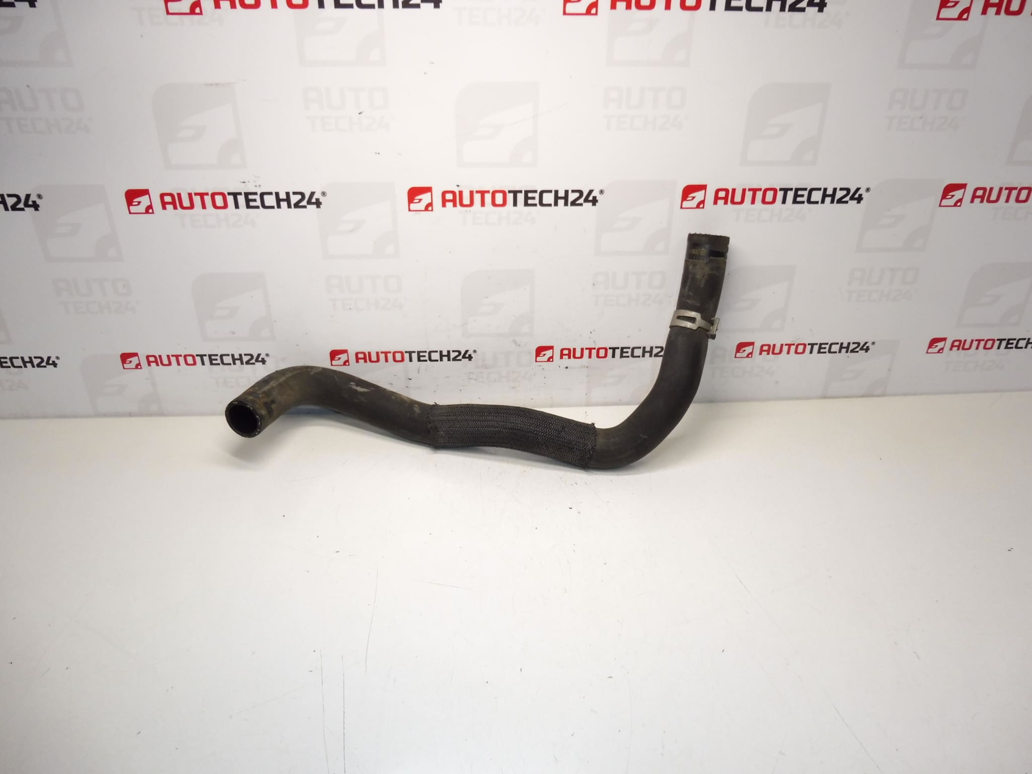 Tubo dell'acqua Citroën C1 Peugeot 107 1351HL