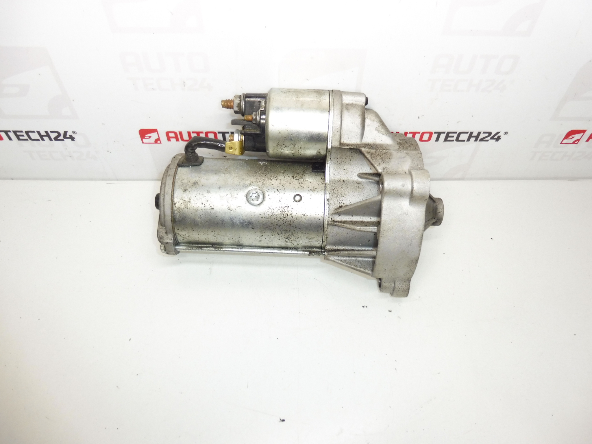 Motorino d'avviamento HELLA 8EA 011 610-281 Citroën Peugeot 2.0 2.2 HDI 5802Z5 5802EF