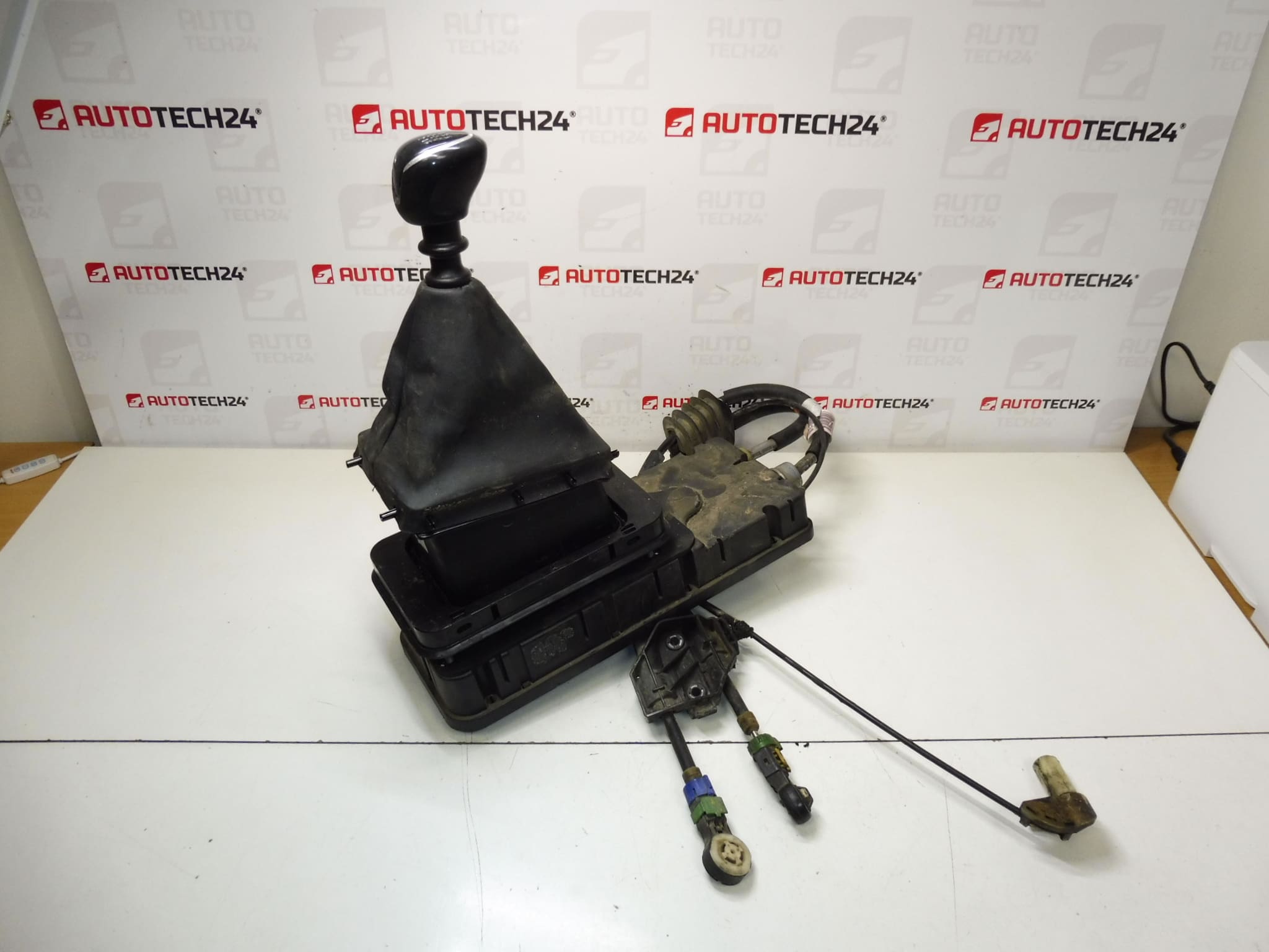 Leva cambio con cavi Peugeot 308 T9 9825223280 YQ001073YX