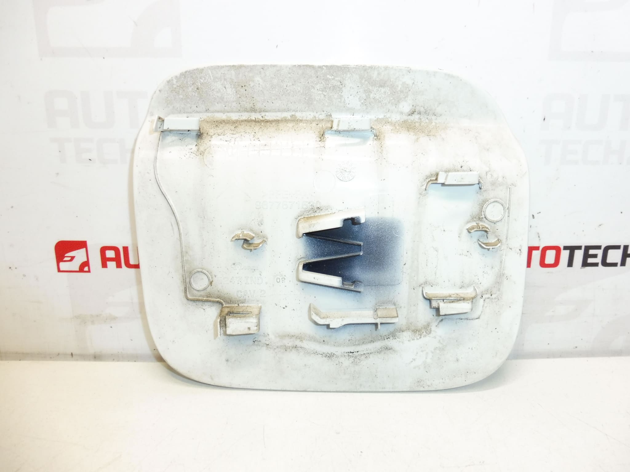 Tappo serbatoio Citroen C-Elysée EWP 9677571580 - immagine 2