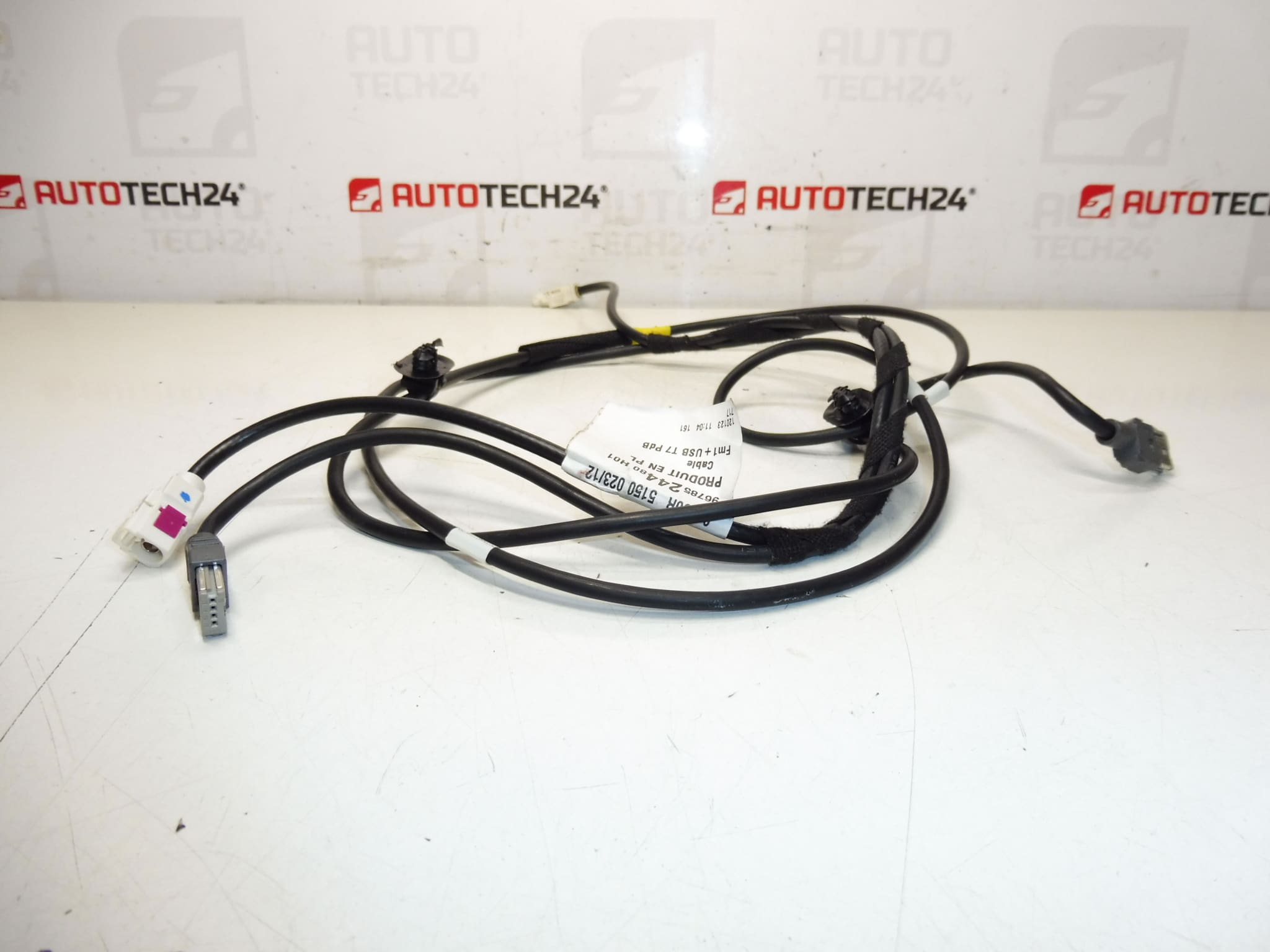 Volume USB Peugeot 308 T7 9678524480 9664701380 - immagine 2