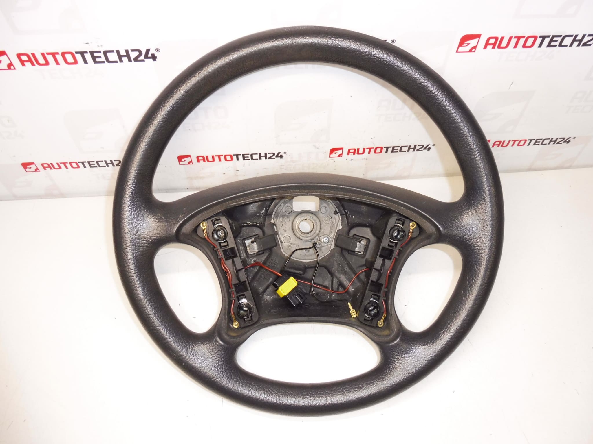 Volante Citroen C8 Peugeot 807 14845630YR 4109AW
