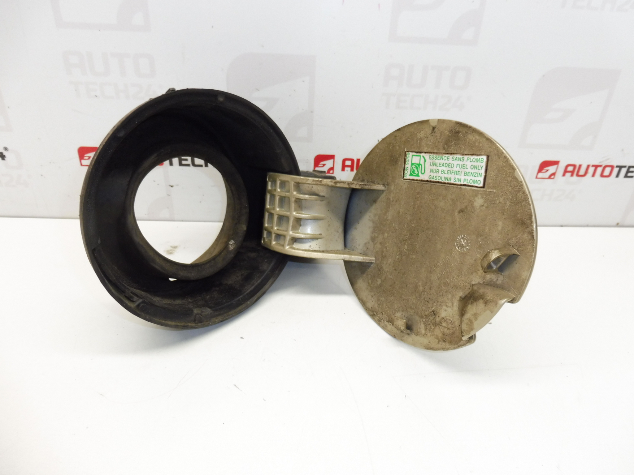 Coperchio sportello serbatoio Citroën C4 5 porte 9650573477 1517C1 KCW