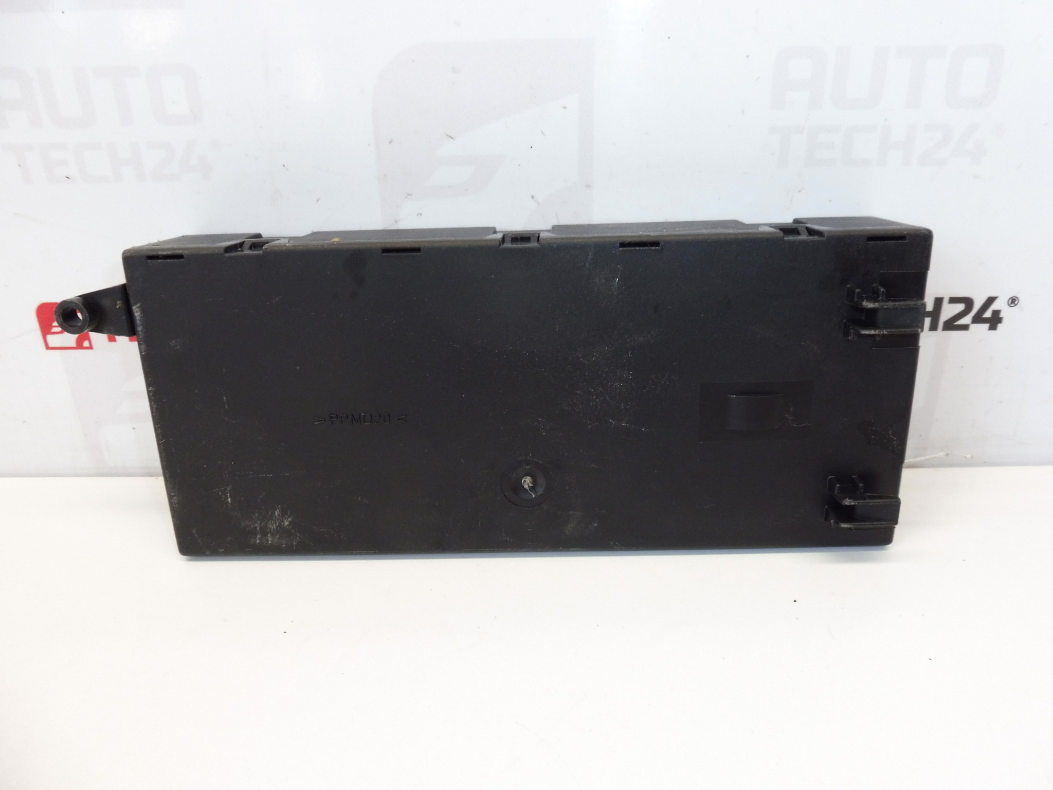 Centralina ECU per porte posteriori scorrevoli Citroën Peugeot 1400500180 9138H4
