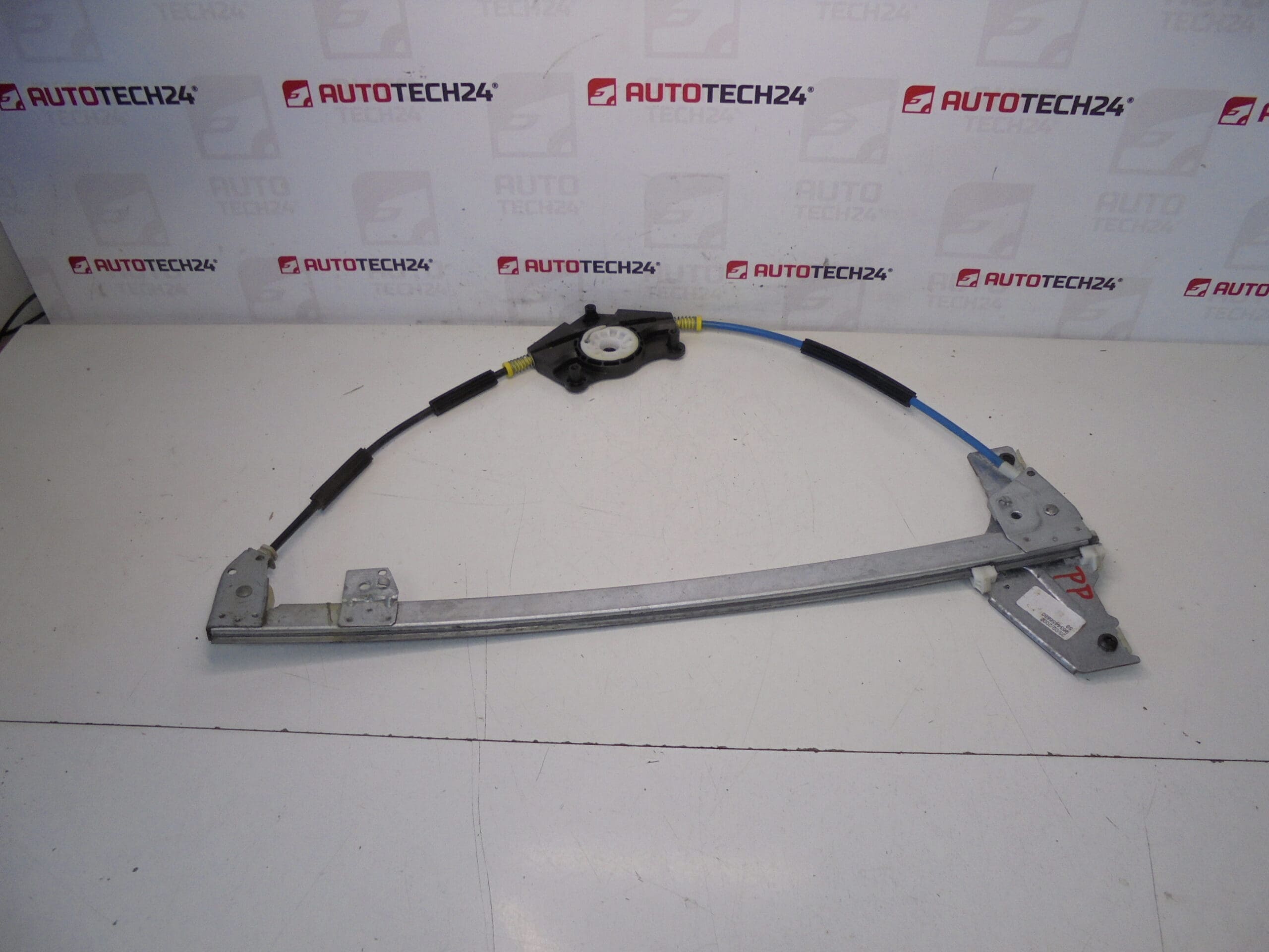 Meccanismo di avvolgimento del finestrino Peugeot 307 9634456880 9222J9