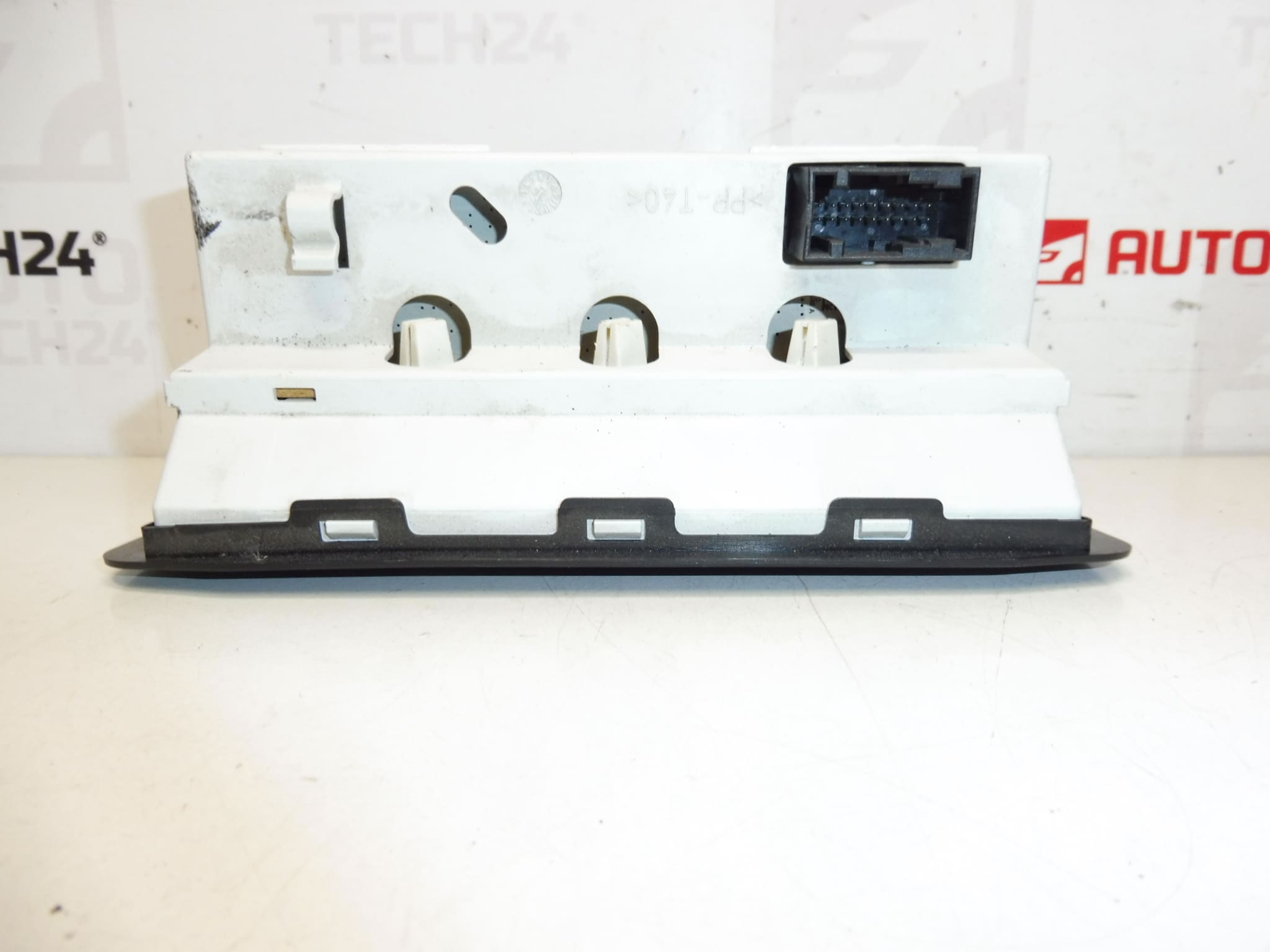 Display per Peugeot 206 9650242977 C00 6563HV - immagine 2