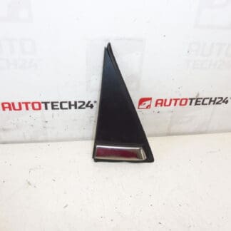 Copertura davanti allo specchietto destro Citroen C3 II A51 9025V9