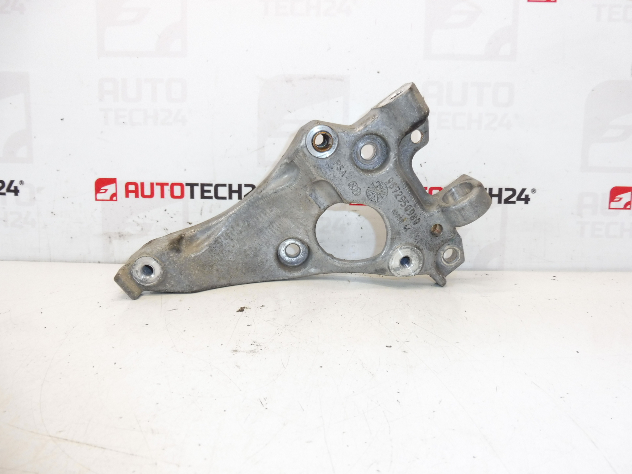 Supporto Compressore Climatizzatore Citroën Peugeot 1.6 eHDI 9672950980 6453NS