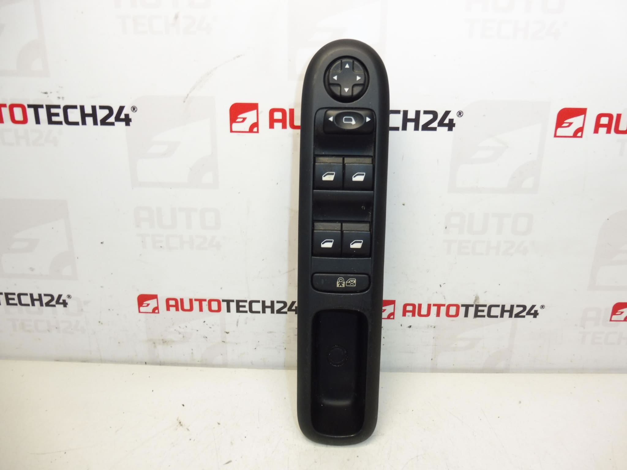 Comando finestrini e specchietti Peugeot 3008 5008 96650620ZD 6490X5