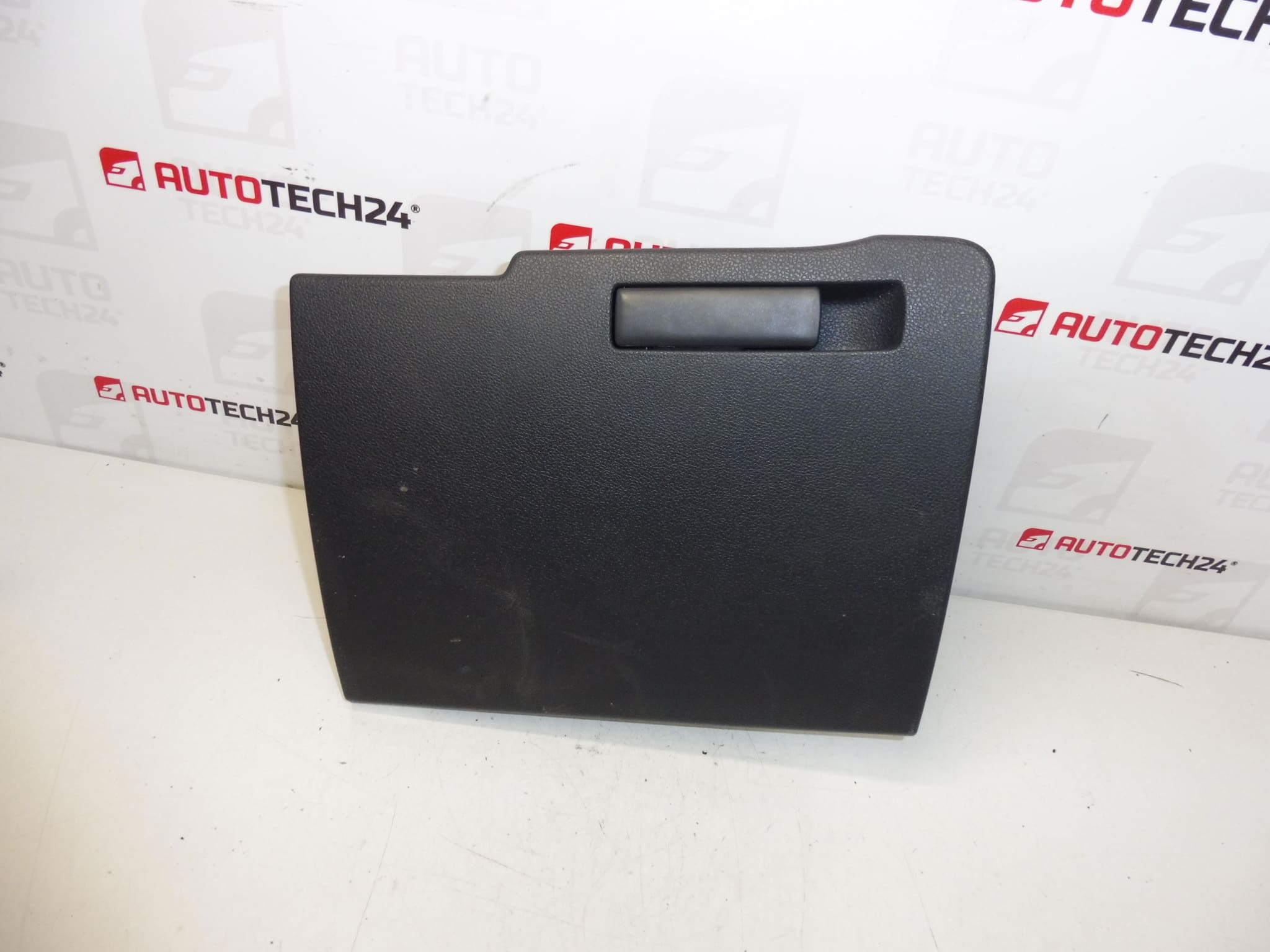 Coperchio vano portaoggetti Peugeot 3008 5008 9685102777 8218YT