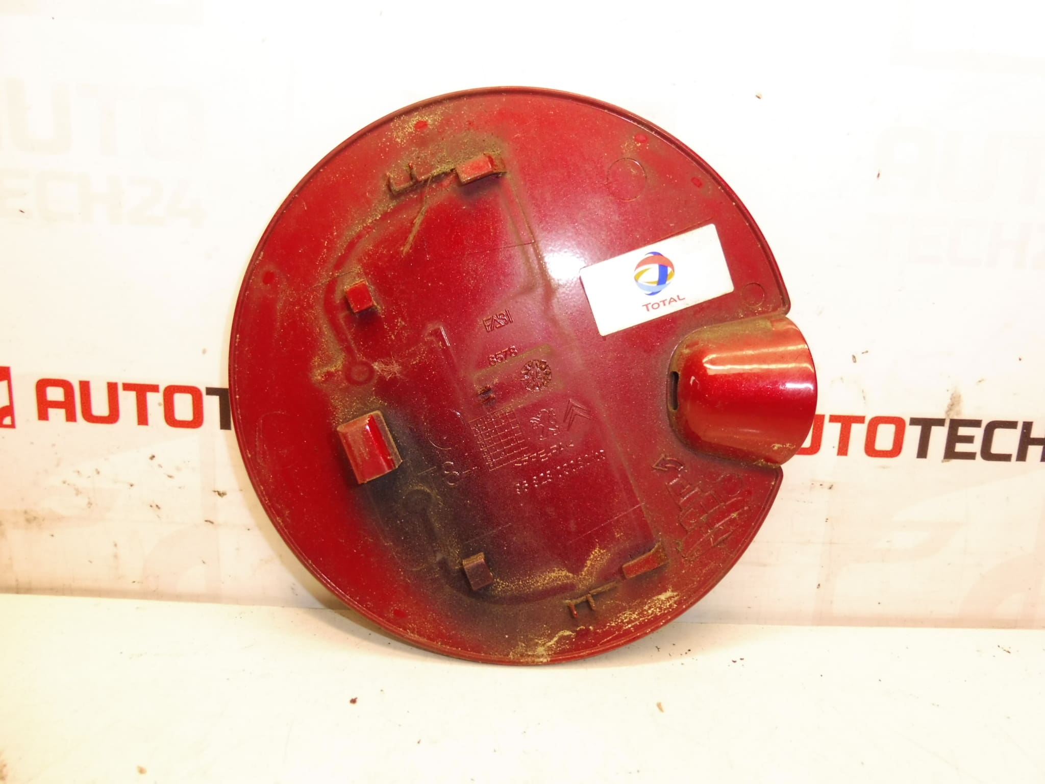 Copertura tappo serbatoio EPYD Peugeot 3008 9682803080 1517G9 - immagine 2