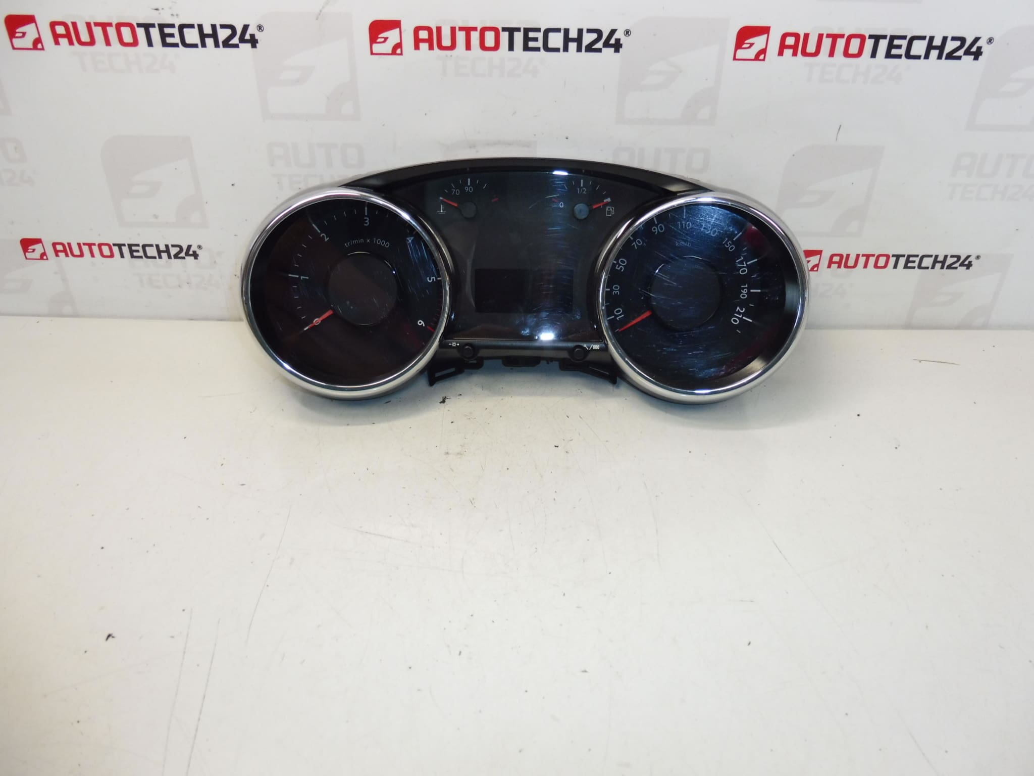 Tachimetro 98000km Peugeot 3008 5008 9805232380 9810462780