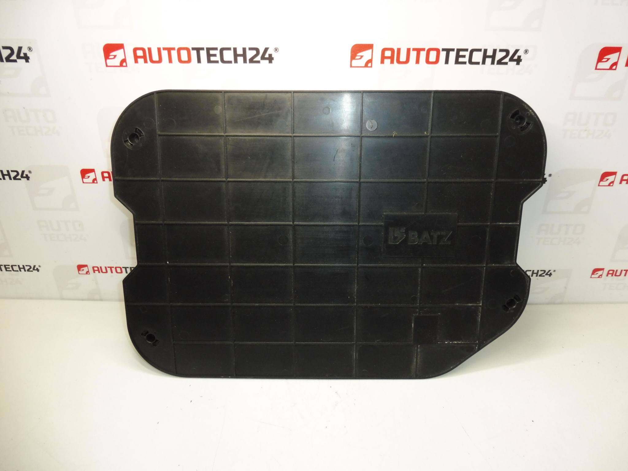 Set attrezzi, cric, chiave, gancio di traino Citroën C4 Picasso 6736A7 674418 672594 671809 671739