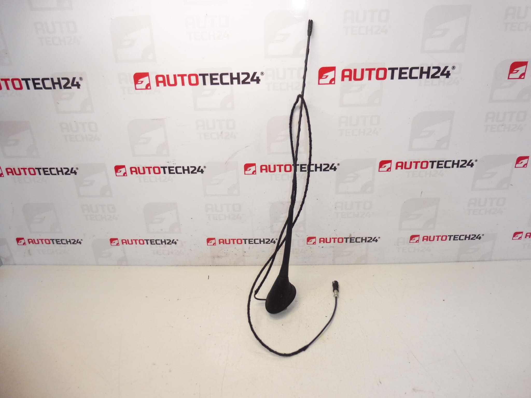 Antenna Peugeot 207 9674768780 6587H9 6587J0