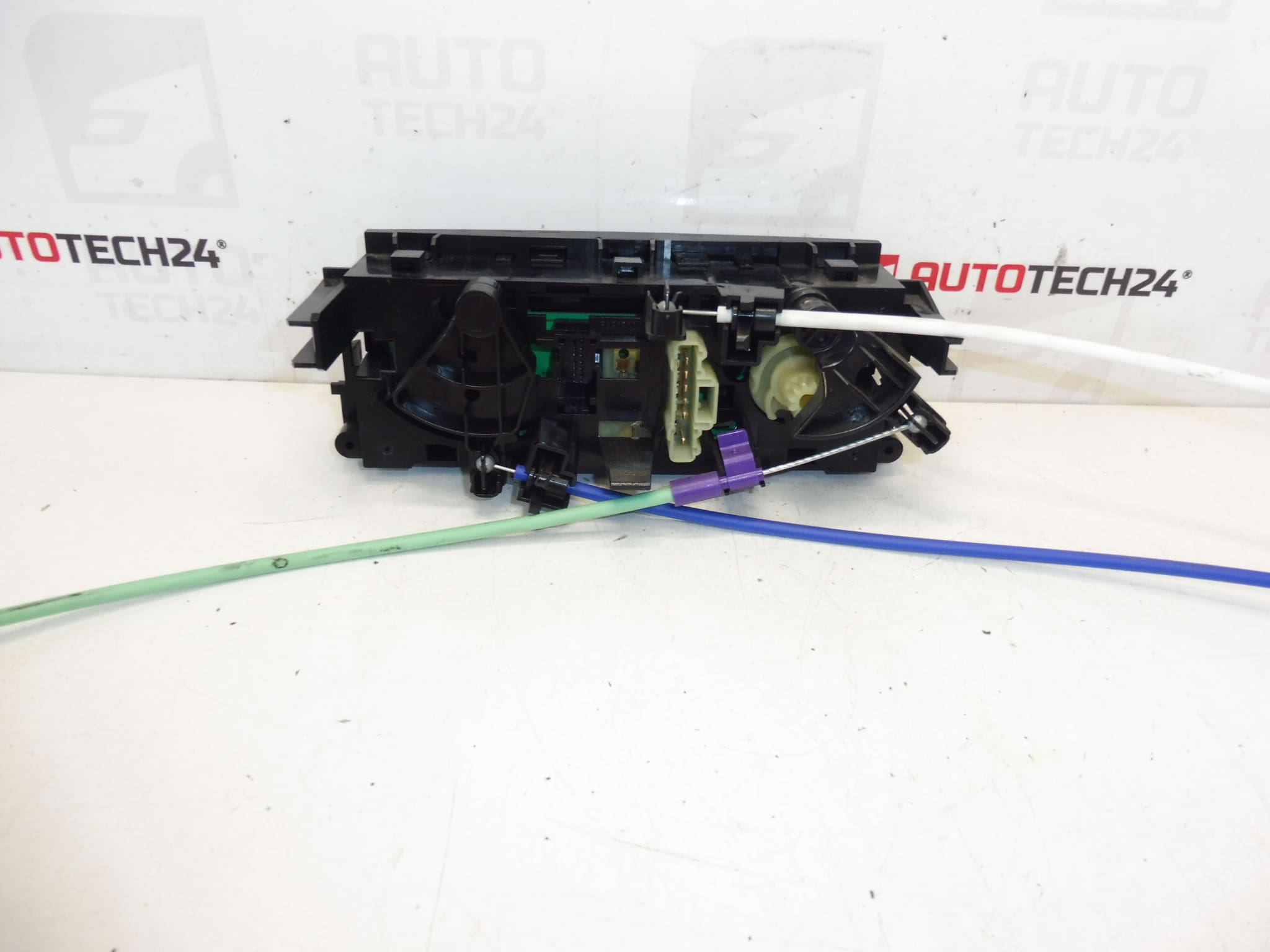 Controllo riscaldatore aria condizionata Peugeot 207 N108224Q 6452Q6 - immagine 2