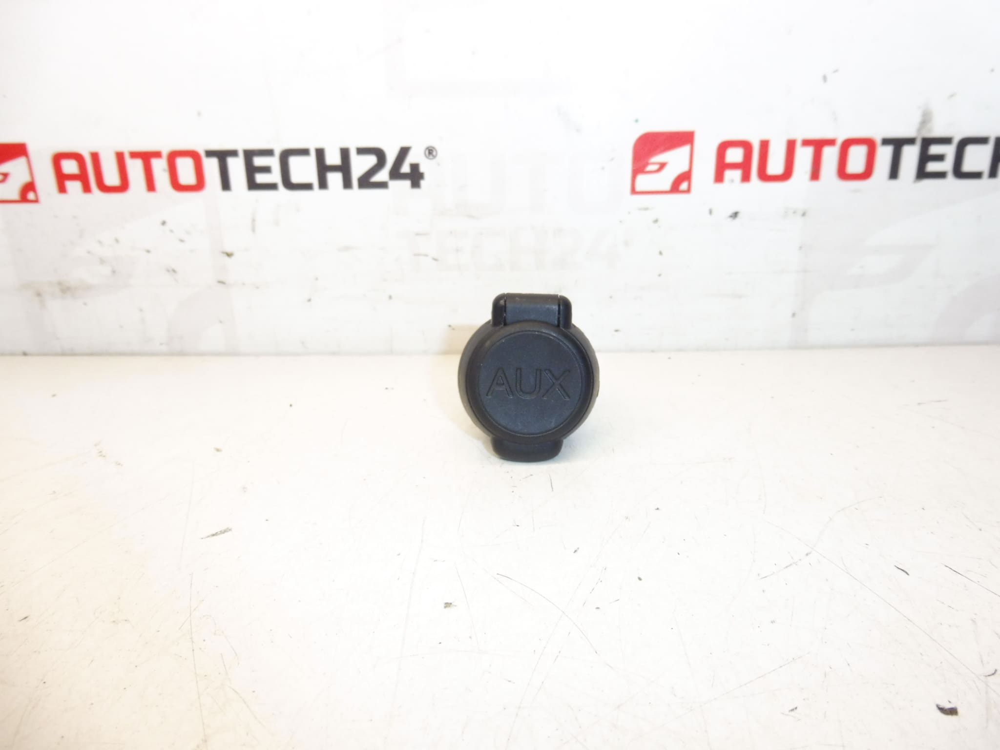 Presa USB Citroën Peugeot 96645227ZD 6574JV