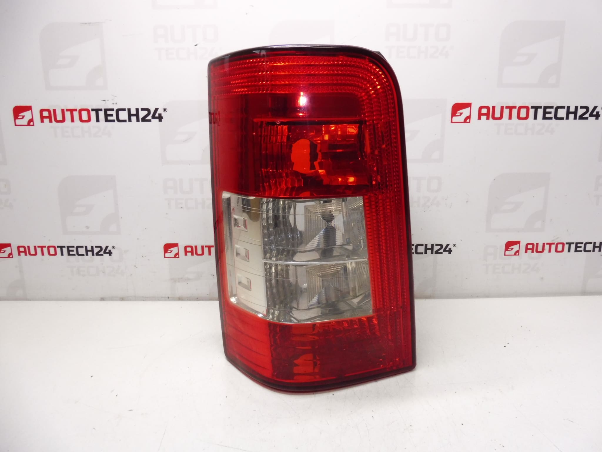 Fanale posteriore sinistro Citroën Peugeot 6350Z0 6350CX