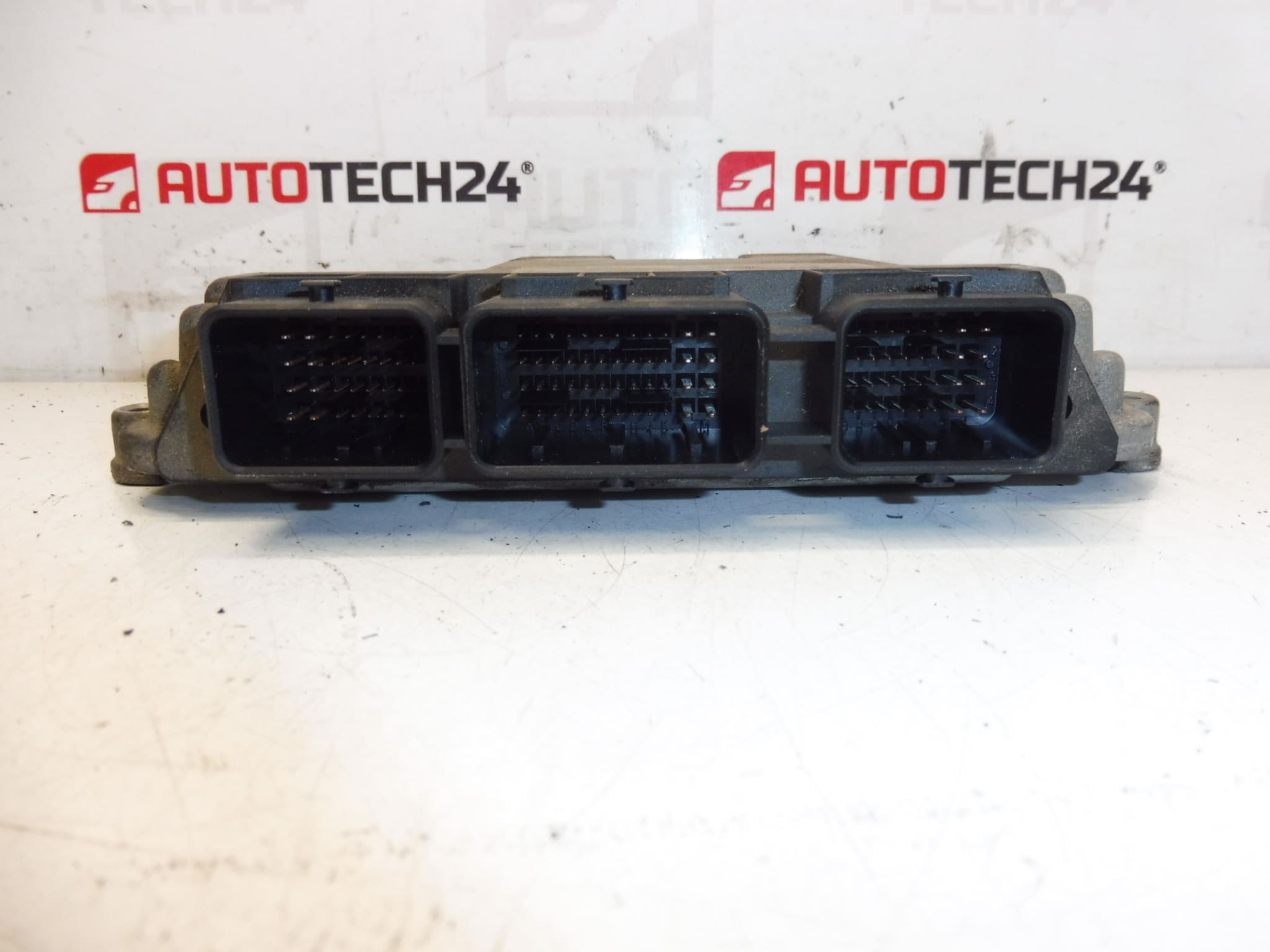 Centralina Bosch EDC16C34 0281011392 9656162280 - immagine 2