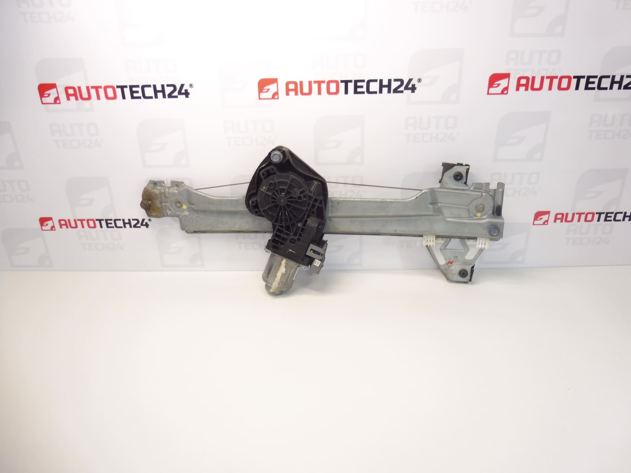 Citroën C4 B7 Lunotto posteriore destro Scarica 9820885080 9224H4